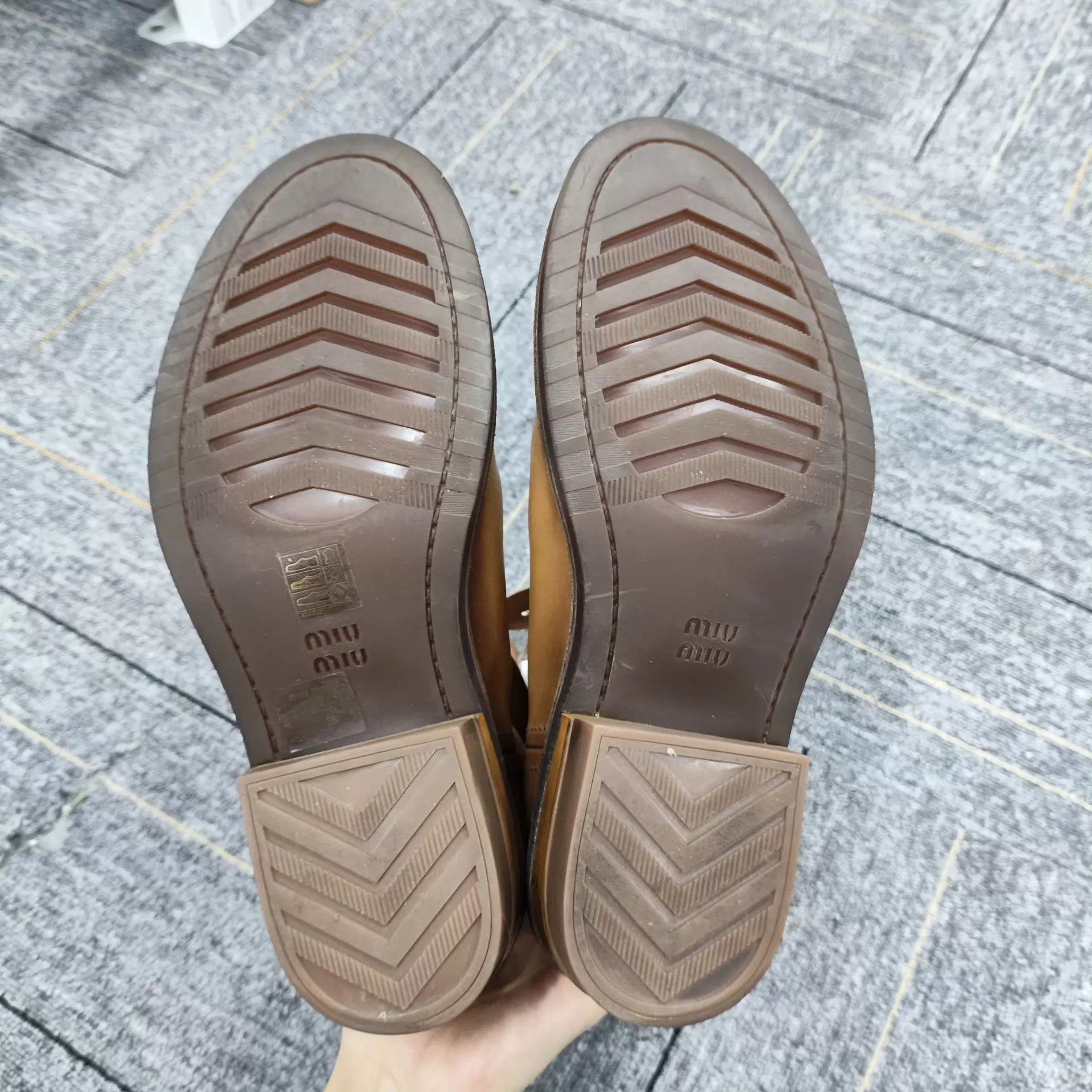 Miu Miu Miumiu26SS L.Brown Distressed Leather Western Boot Low Heel Size US 5.5 / IT 35.5 - 4 Thumbnail