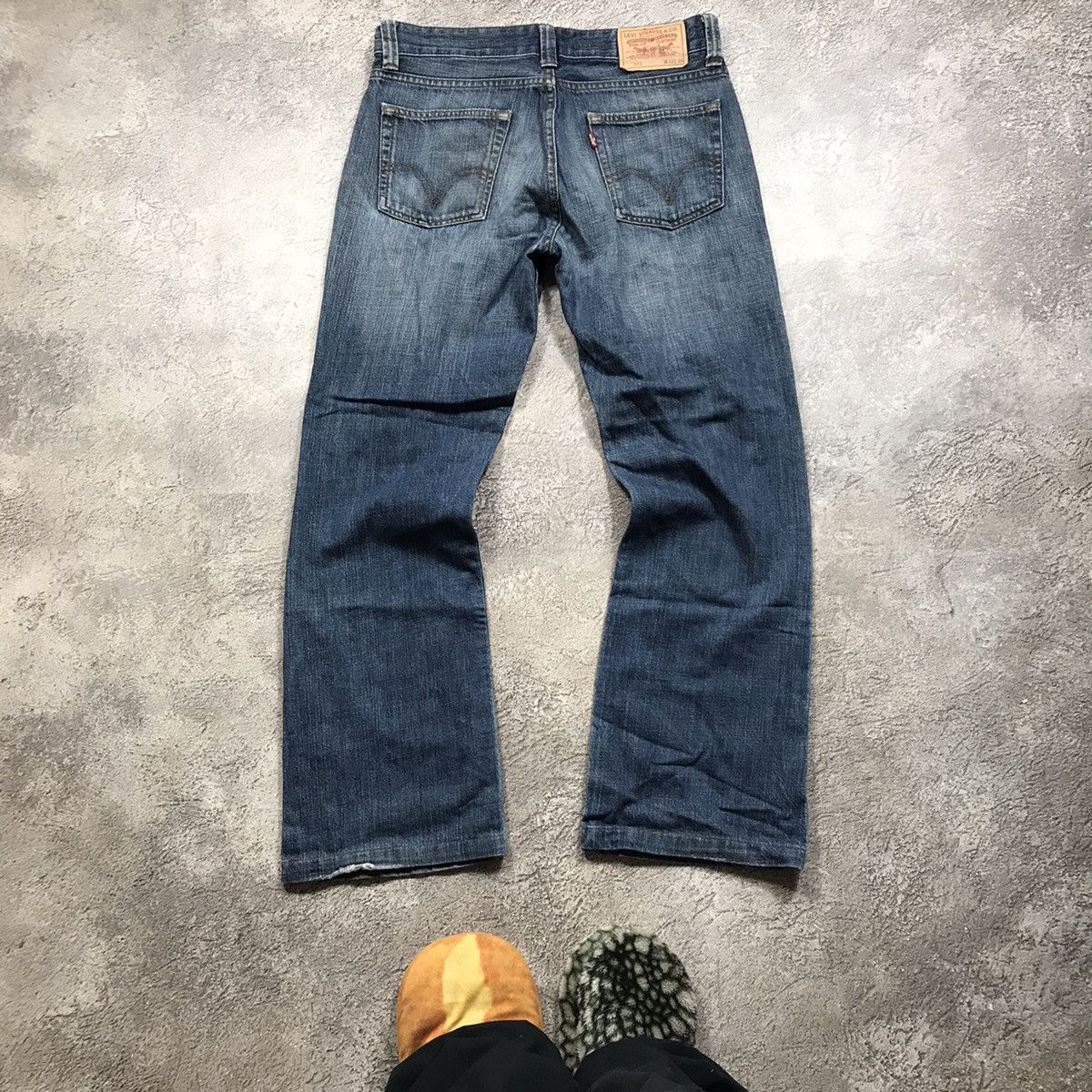 Vintage Vintage 90s Levis Distressed Baggy Jeans Grunge Thrashed 32 Size US 32 / EU 48 - 2 Thumbnail