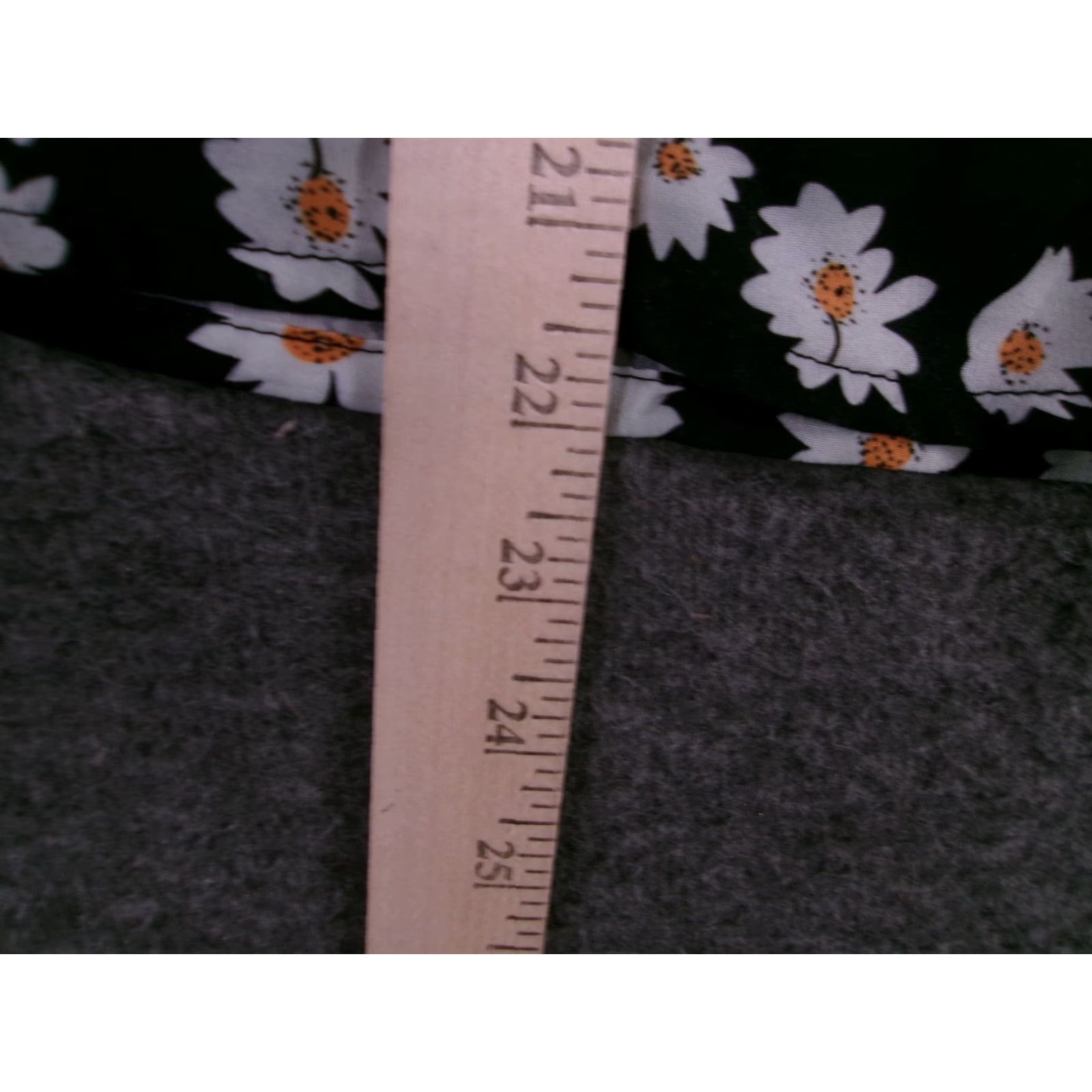 Shein Shein Blouse Women M Black Daisy Floral Button Up Collared Short Sleeve Flowy Cute Daisy Print Lightweight 97% Cotton 3% Spandex Size M / US 6-8 / IT 42-44 - 5 Thumbnail