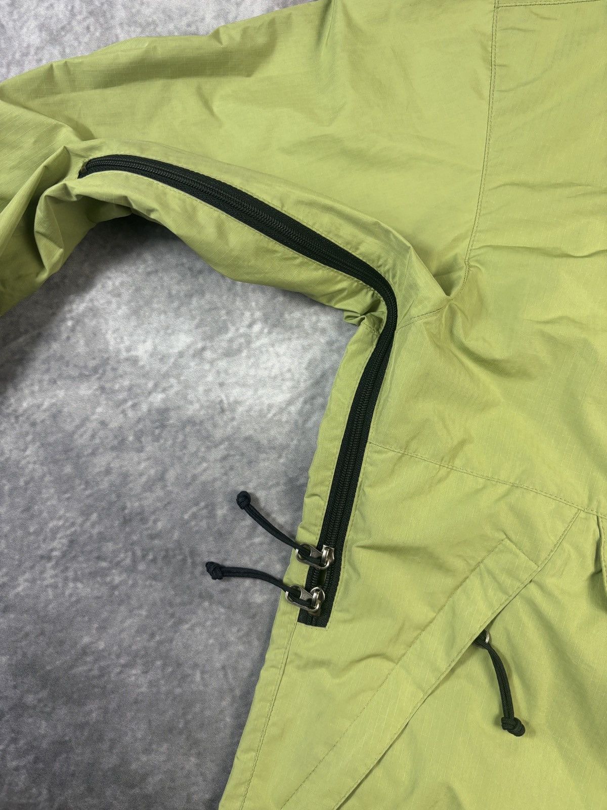 Mountain Equipment Company × Vintage S/S 2001 Mountain Equipment Co-op Kestrel Anorak Vintage MEC Size US M / EU 48-50 / 2 - 18 Thumbnail