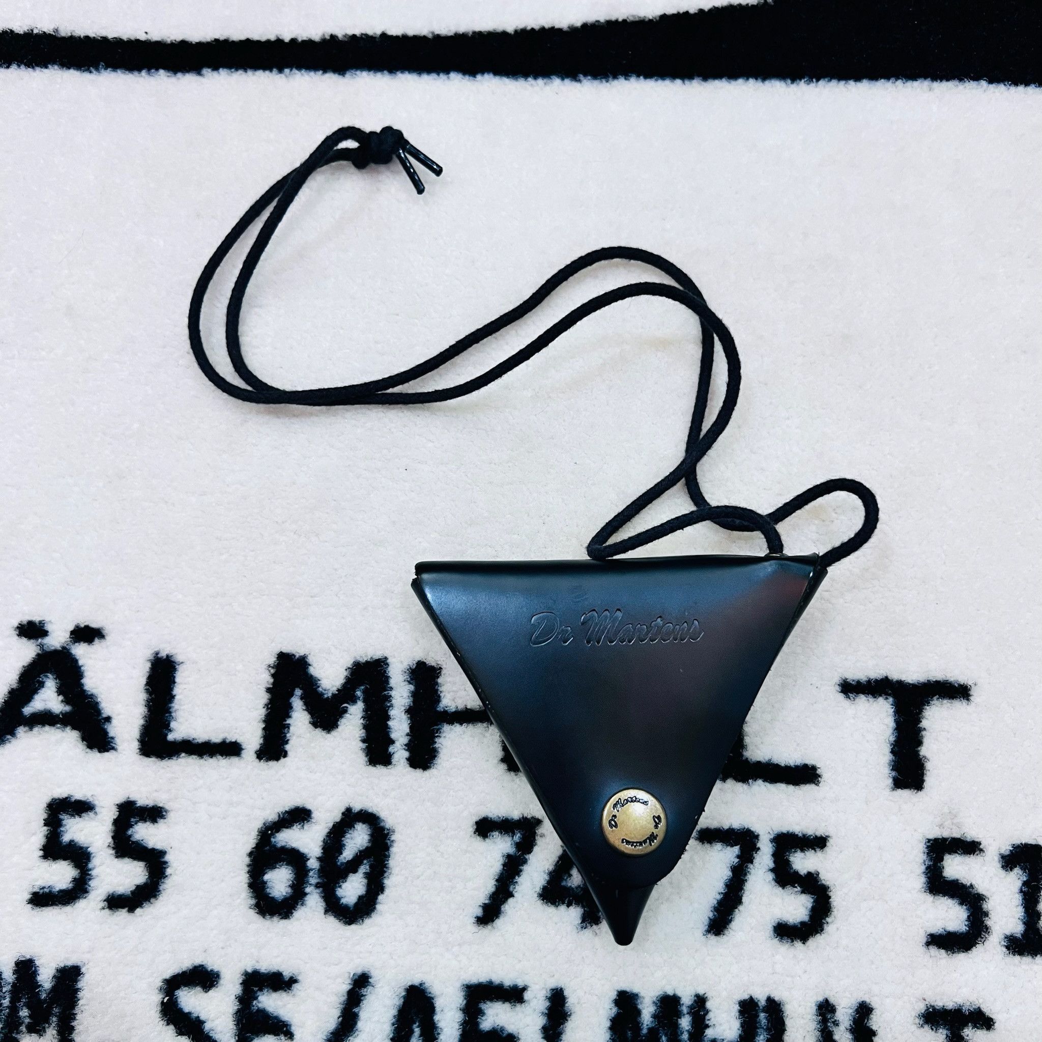 Dr. Martens Rare! Dr.Martens Triangular Leather Necklace Coin Pouch Size ONE SIZE - 1 Thumbnail