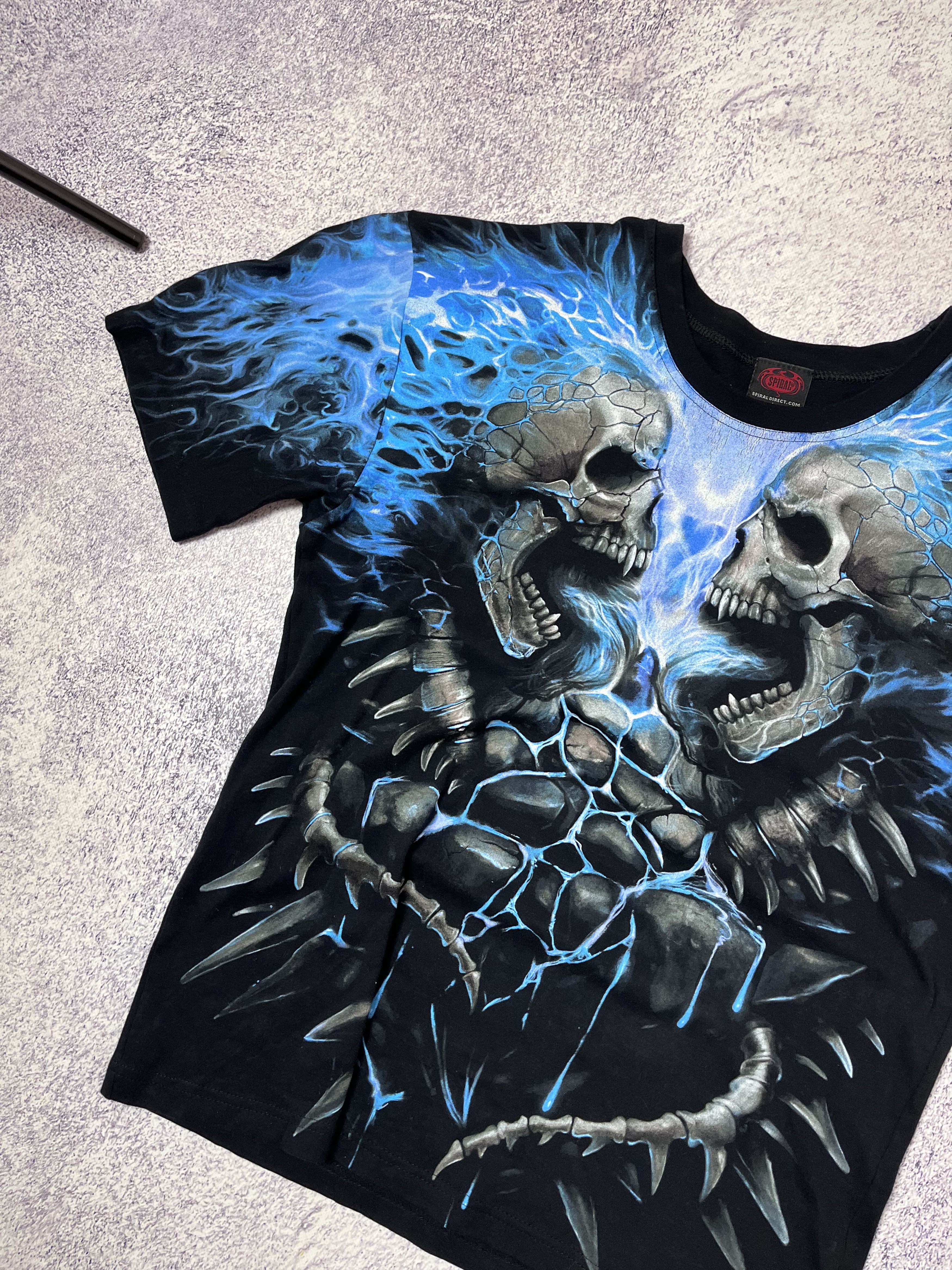 Japanese Brand Mens merch t-shirt Spiral Skulls Death size L Size US L / EU 52-54 / 3 - 4 Thumbnail