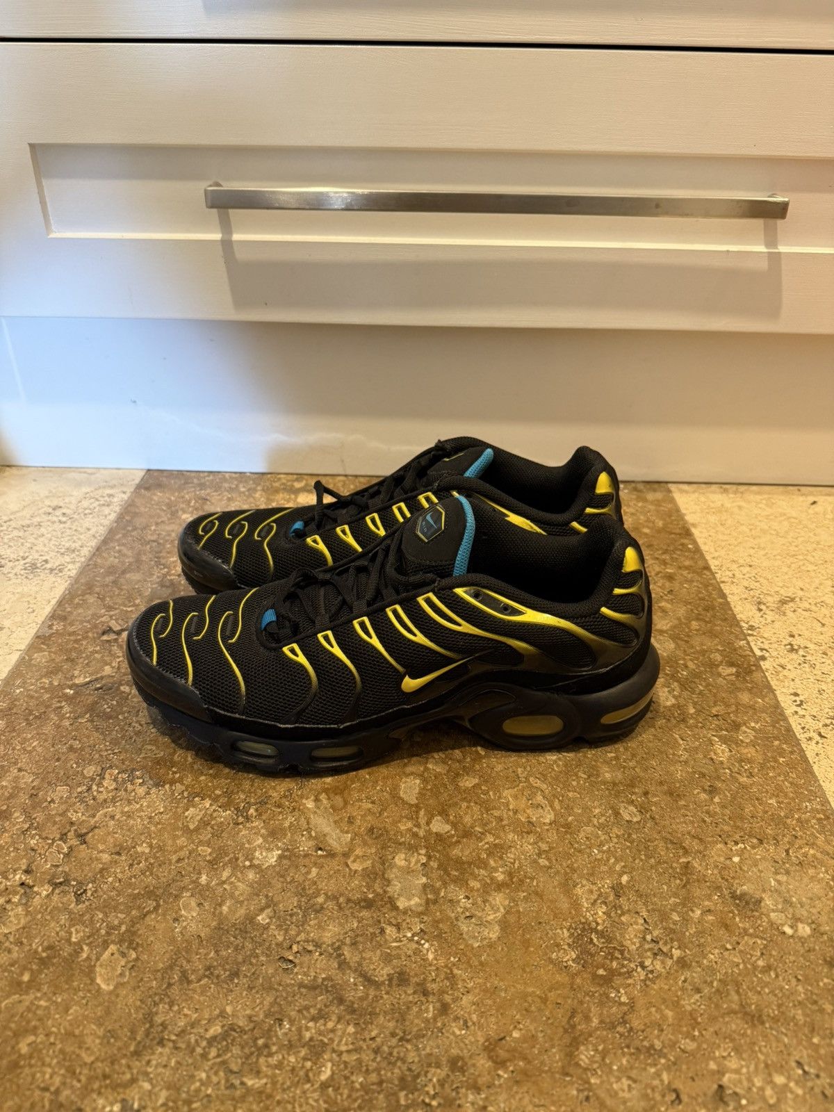 Nike Nike TN ‘Taxi’ - US9.5 Size US 9.5 / EU 42-43 - 2 Thumbnail