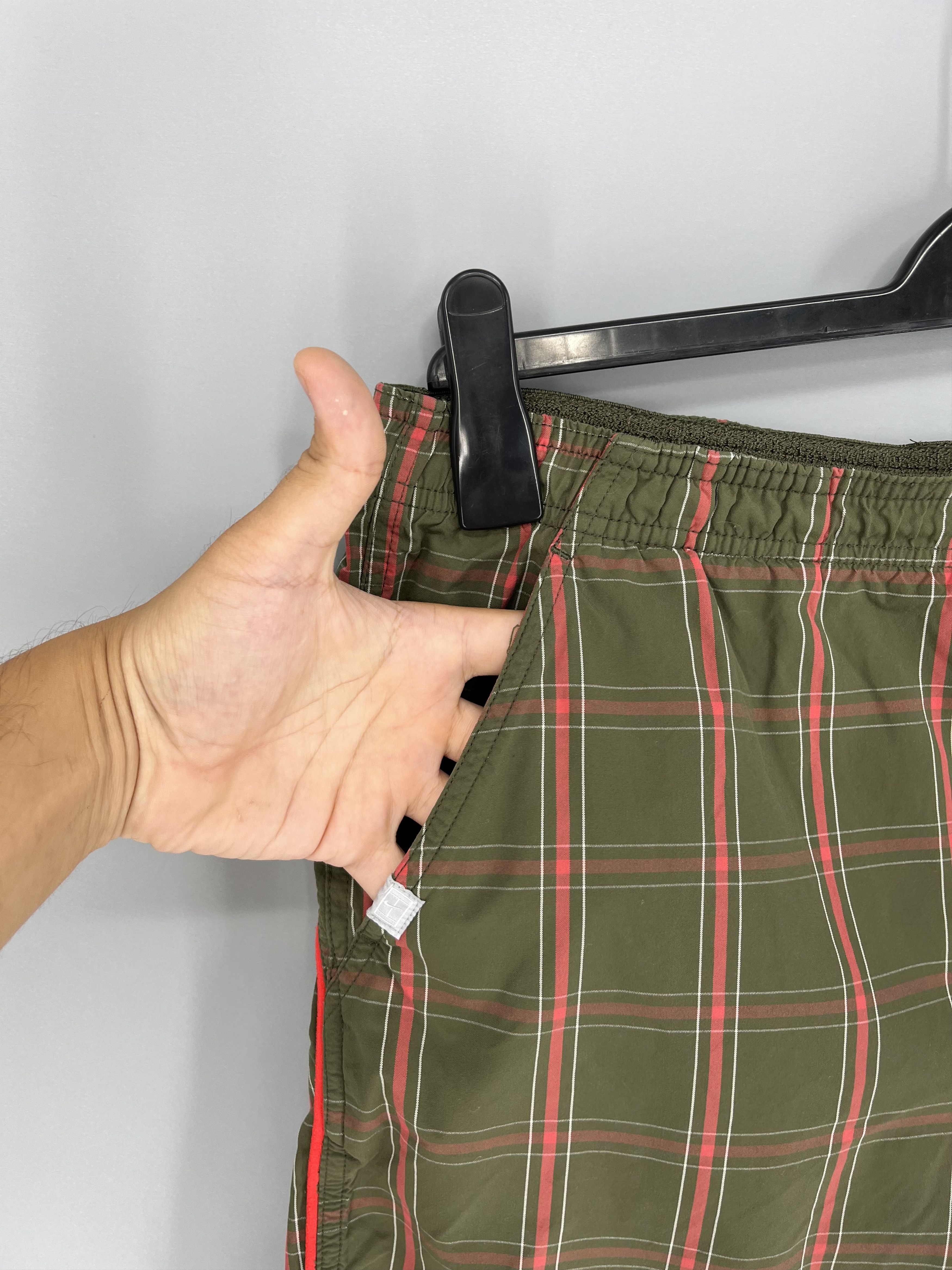 Nike × Vintage 90s Vintage Nike Black Nylon Mini Swoosh Shorts Travis Style Size US 34 / EU 50 - 11 Thumbnail