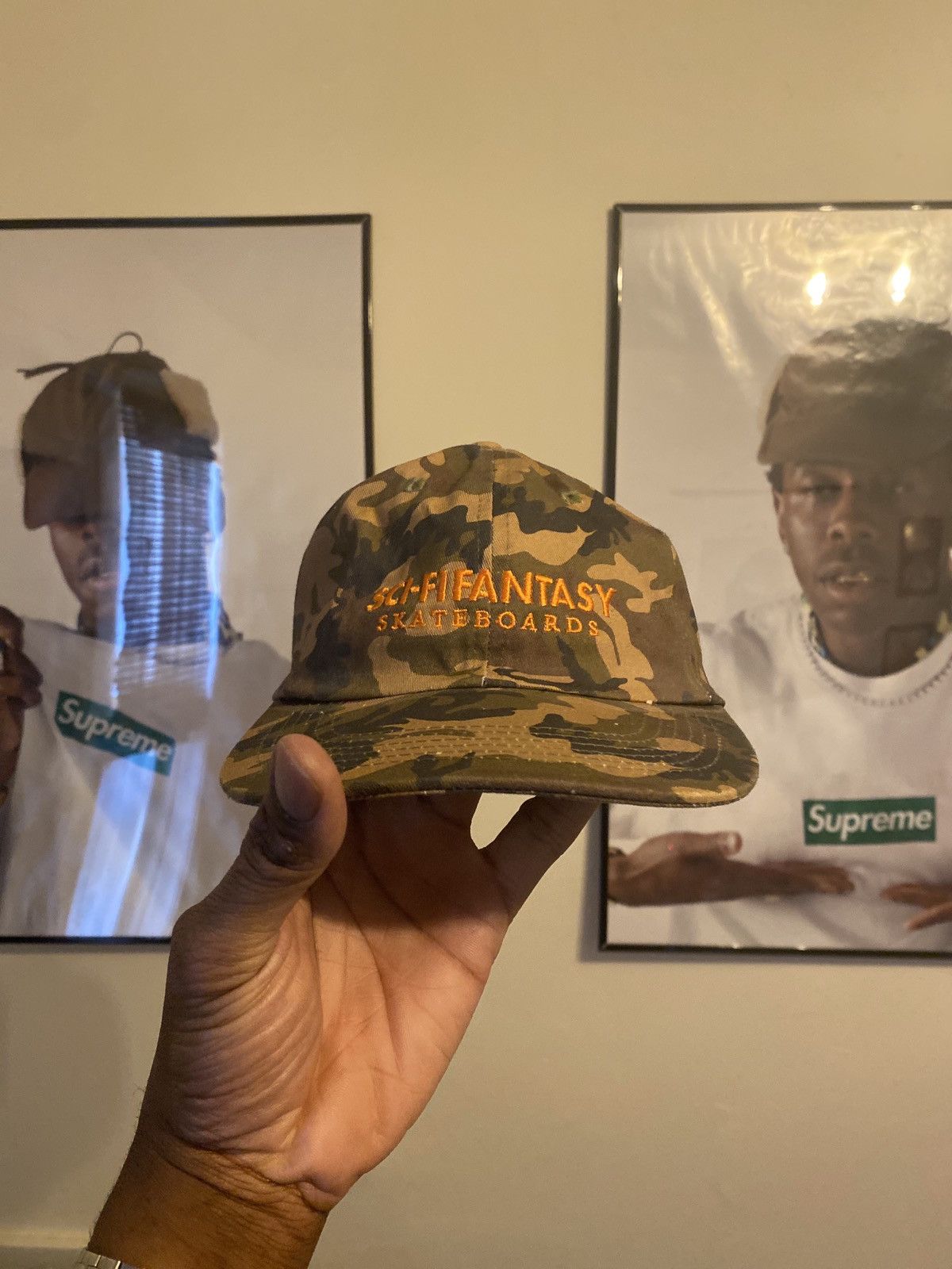 Sci-Fi Fantasy Sci-FI Fantasy Camo Hat Size ONE SIZE - 1 Thumbnail