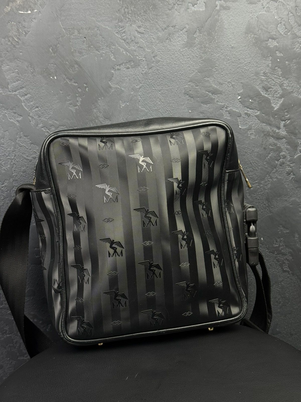 Maison Mollerus Vintage Maison Mollerus Crossbody Monogram Messenger Bag Size ONE SIZE - 6 Thumbnail