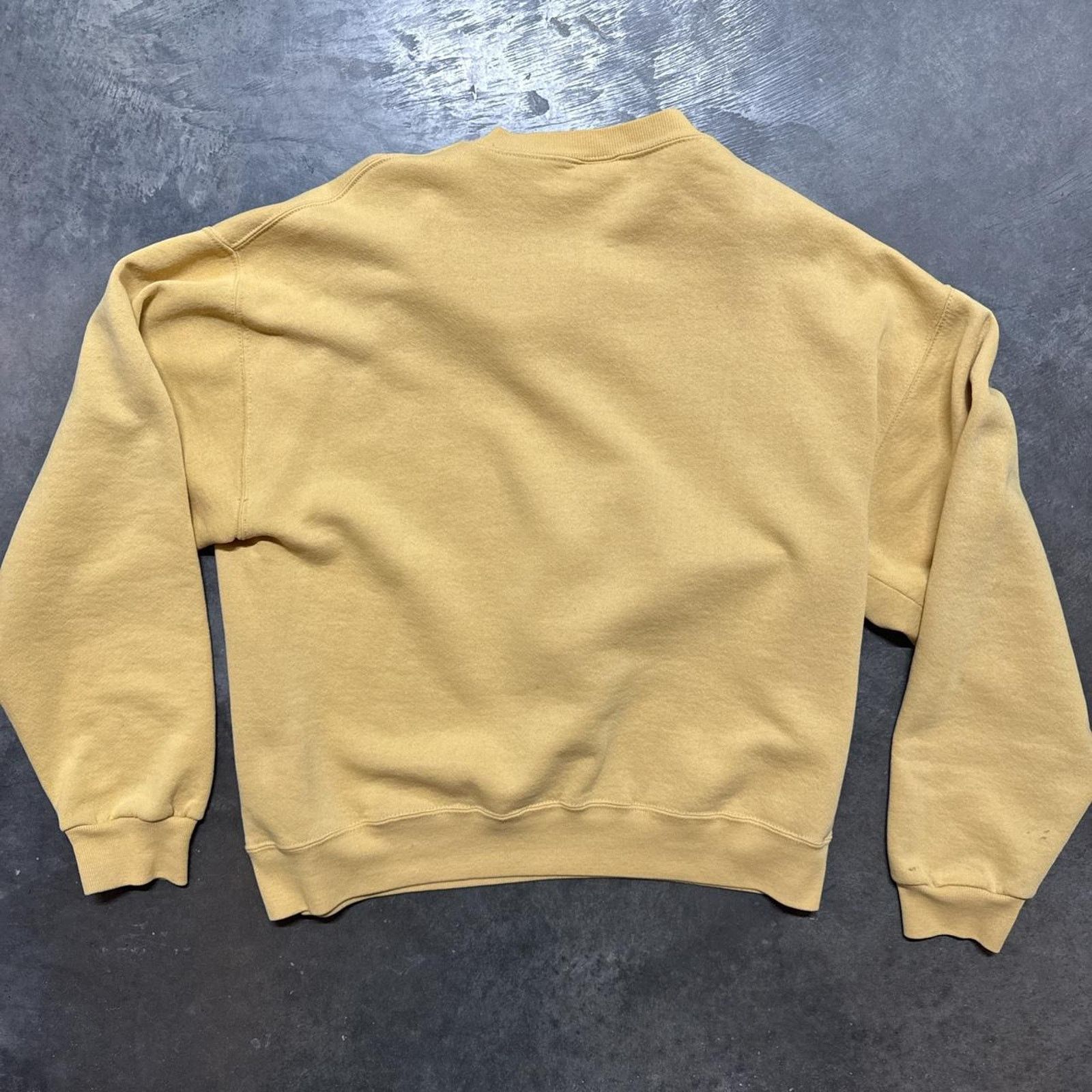 Russell Athletic × Vintage Vintage Russell Athletic Faded Yellow Sweatshirt Crewneck Size US L / EU 52-54 / 3 - 6 Thumbnail