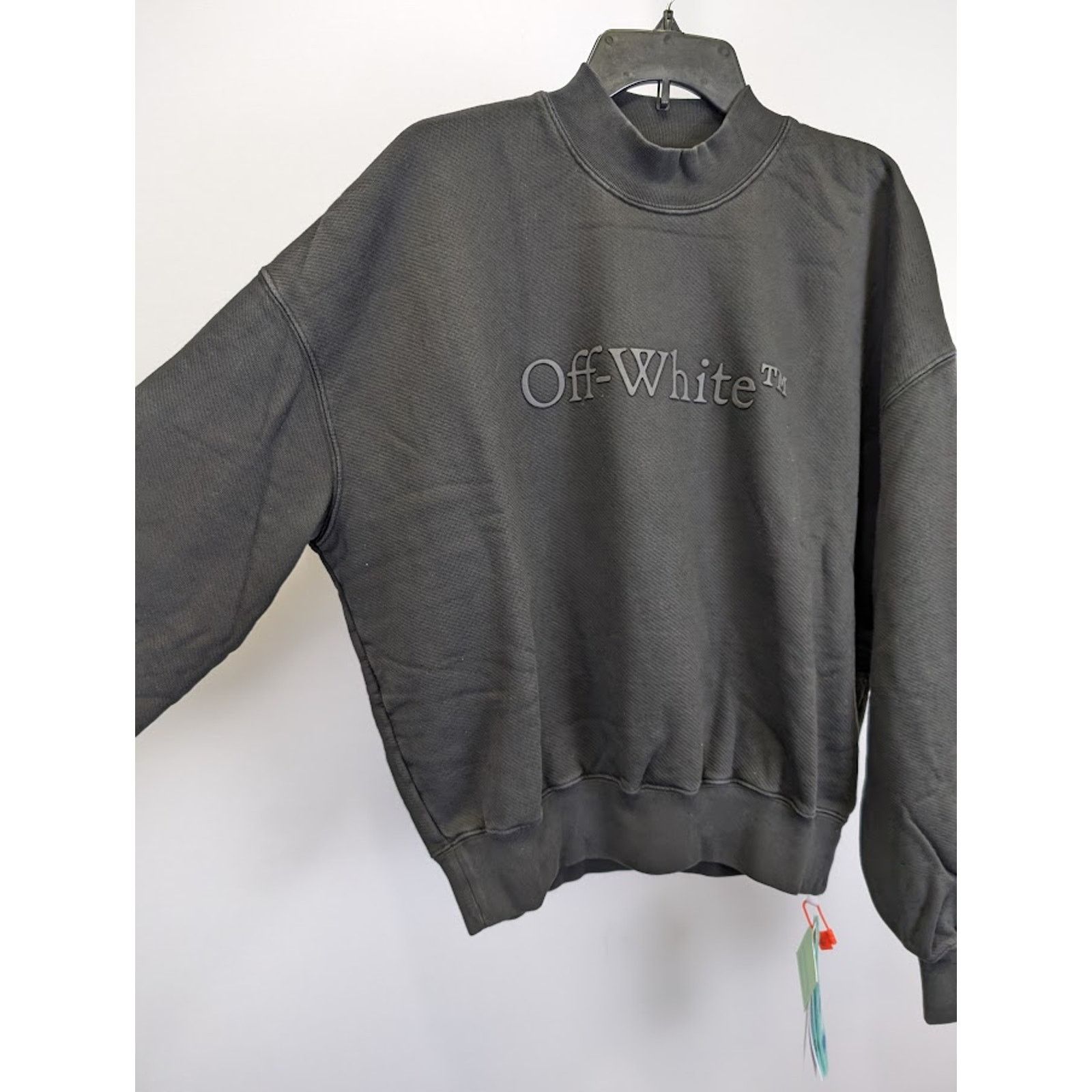 Off-White o1rshd1 Bookish Laund Boxy Crewneck in Black Size US XL / EU 56 / 4 - 9 Thumbnail