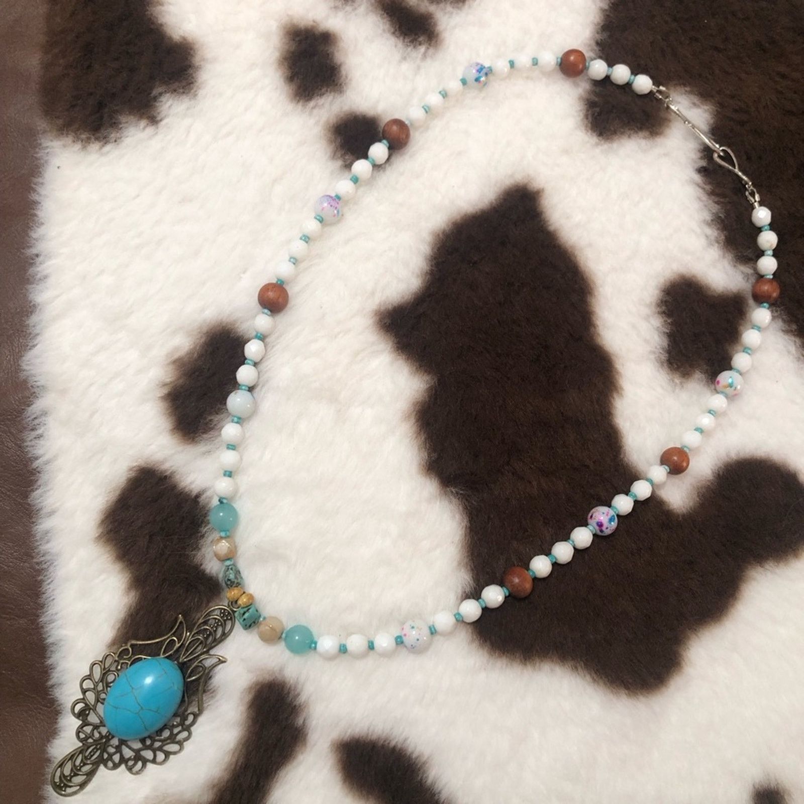 Handmade Handcrafted large howlite filigree pendant beaded necklace Size ONE SIZE - 6 Thumbnail