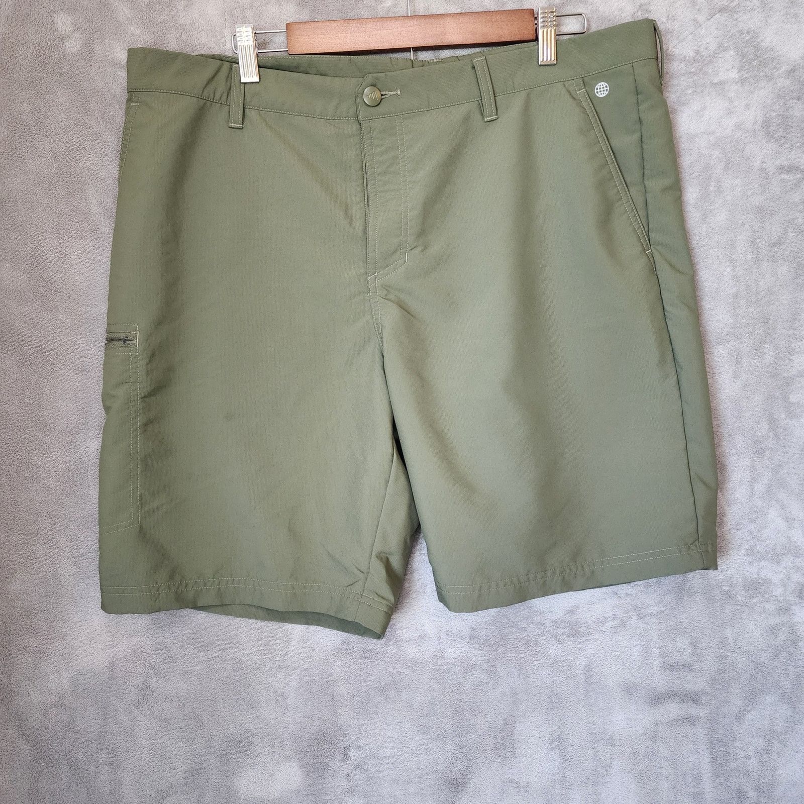 Adidas Adidas Golf Shorts Men's Size 38 Green, Lightweight Size US 38 / EU 54 - 1 Thumbnail