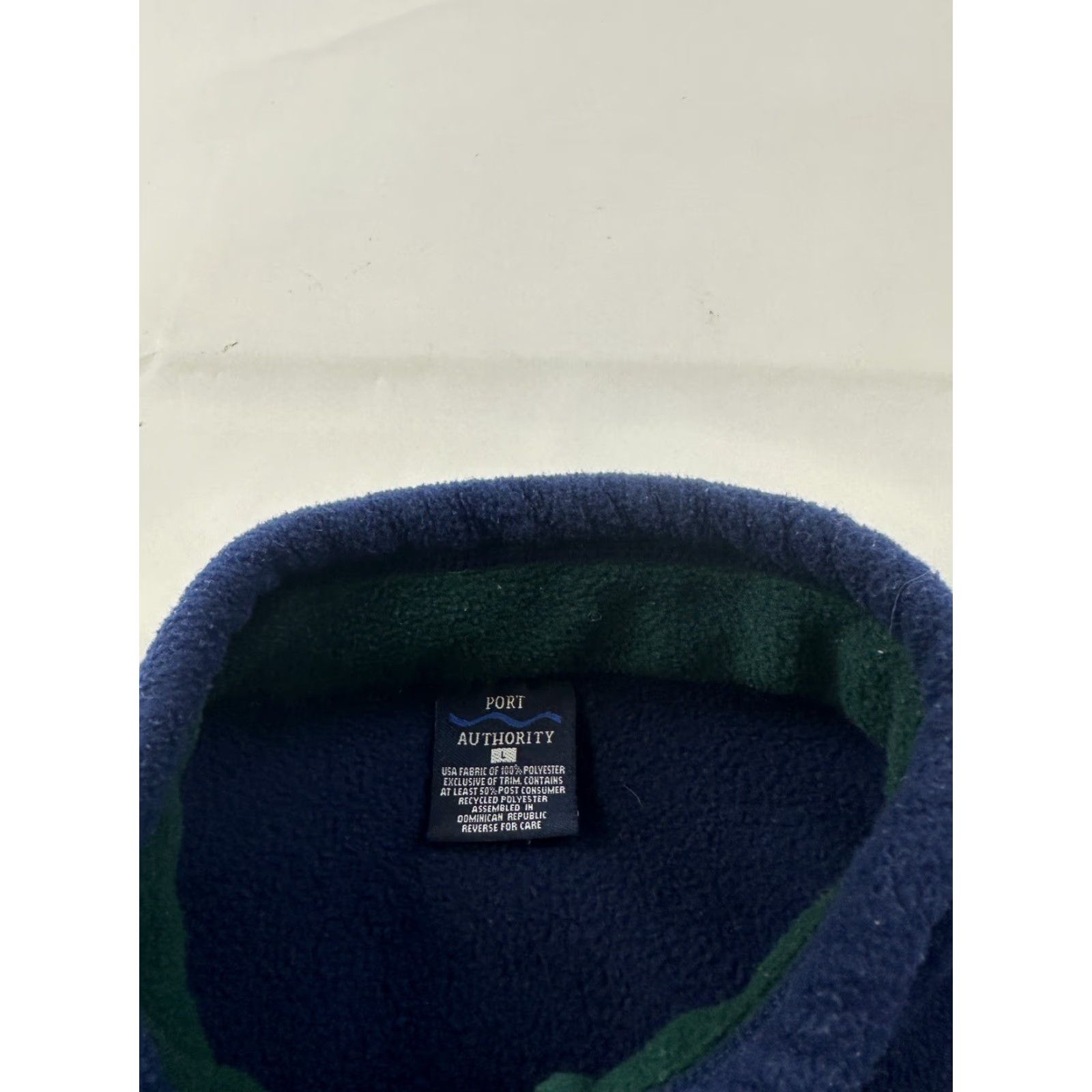 Port Authority VINTAGE Susan Komen Race for the Cure Vest Women’s Large Blue Full Zip Fleece Size L / US 10 / IT 46 - 3 Thumbnail