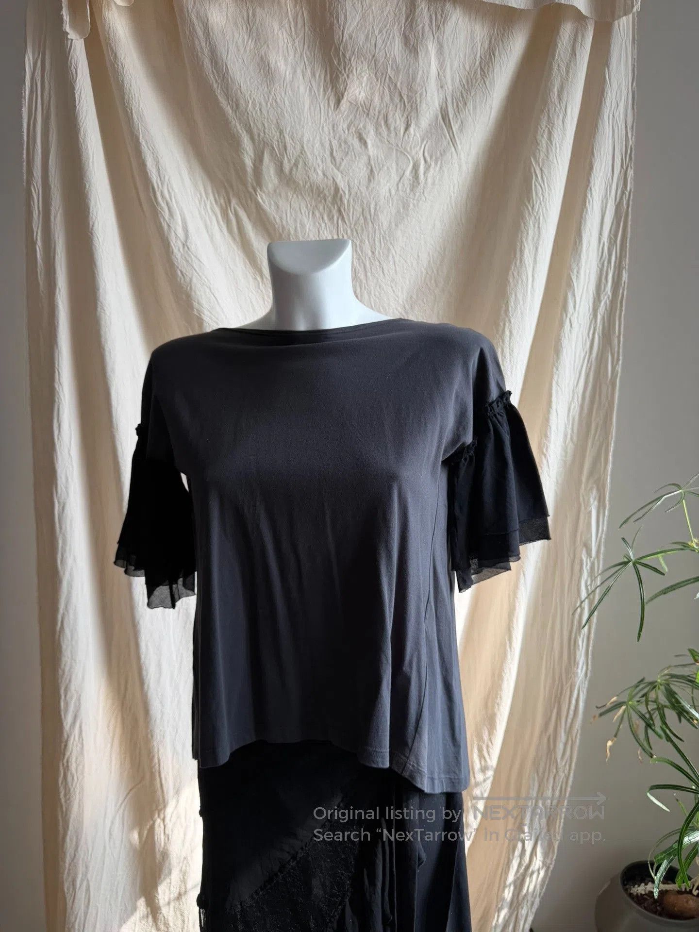 Prada Prada Backless Ruffle Sleeve Blouse. Size M / US 6-8 / IT 42-44 - 2 Thumbnail