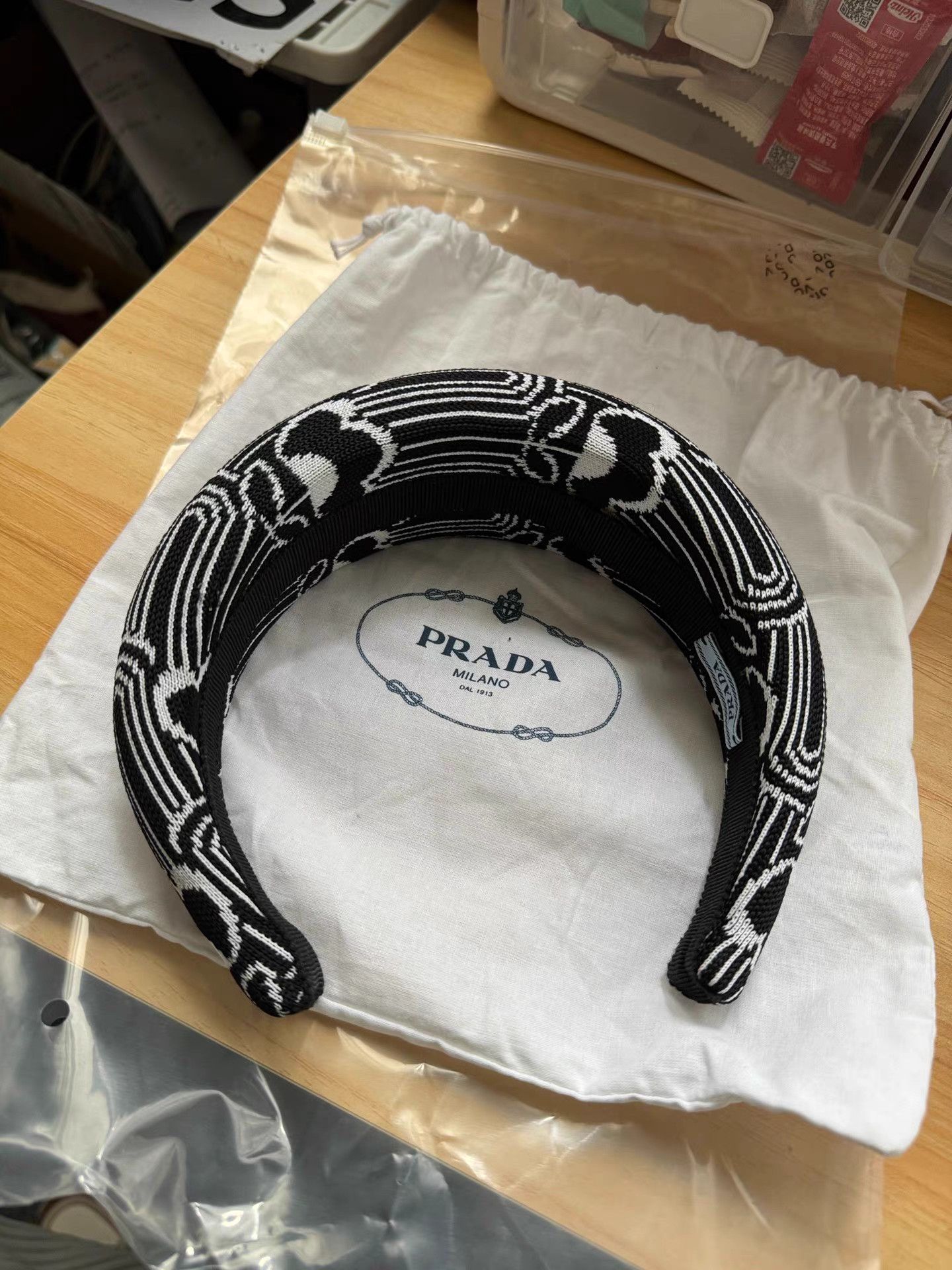 Prada Prada by Raf Simons Black & White Triangle Logo Headband K6 Size ONE SIZE - 4 Thumbnail