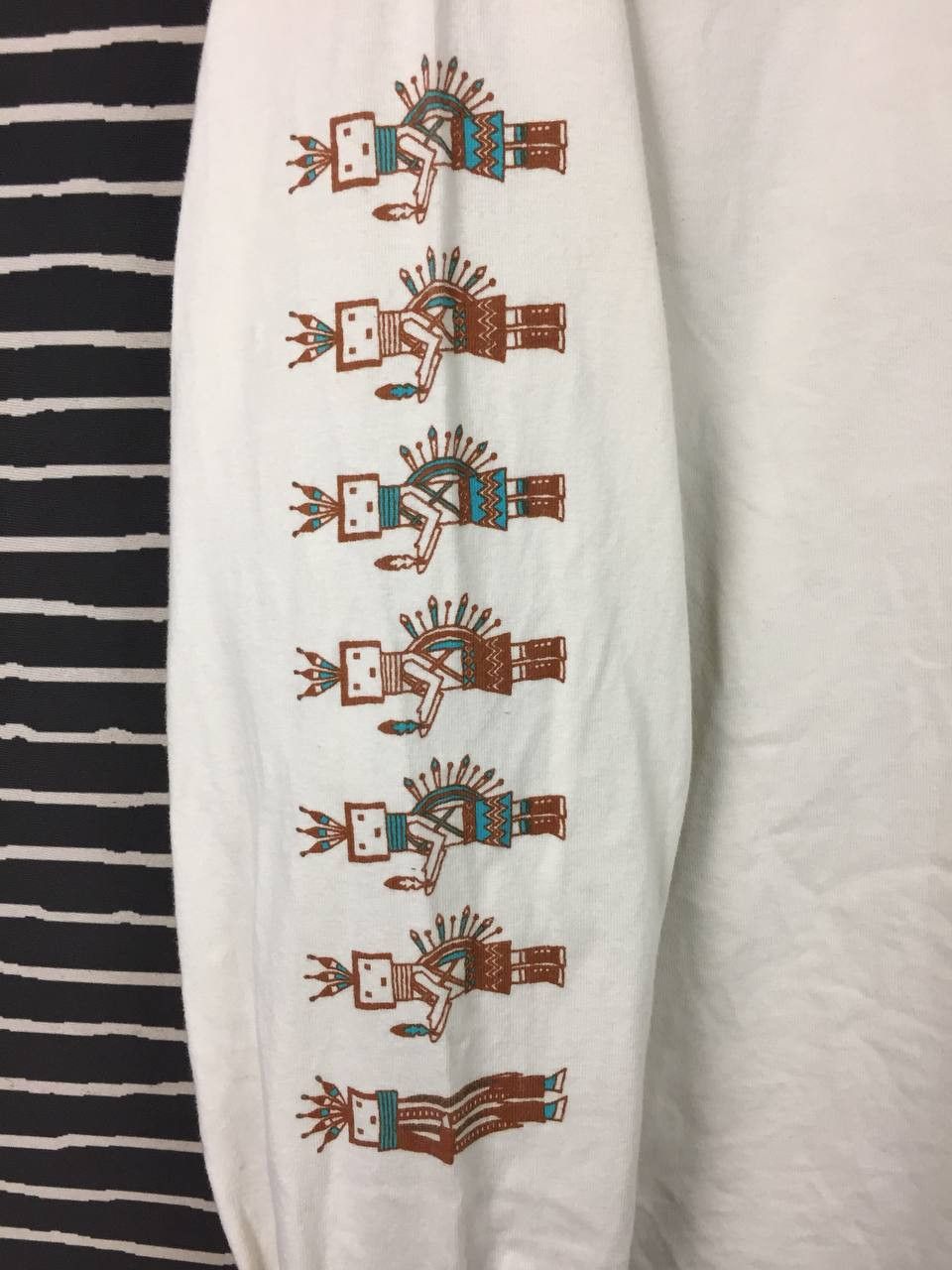 Japanese Brand TITICACA Japan Long Sleeve Graphic Tee Tribal Print Sleeves Size US L / EU 52-54 / 3 - 7 Thumbnail