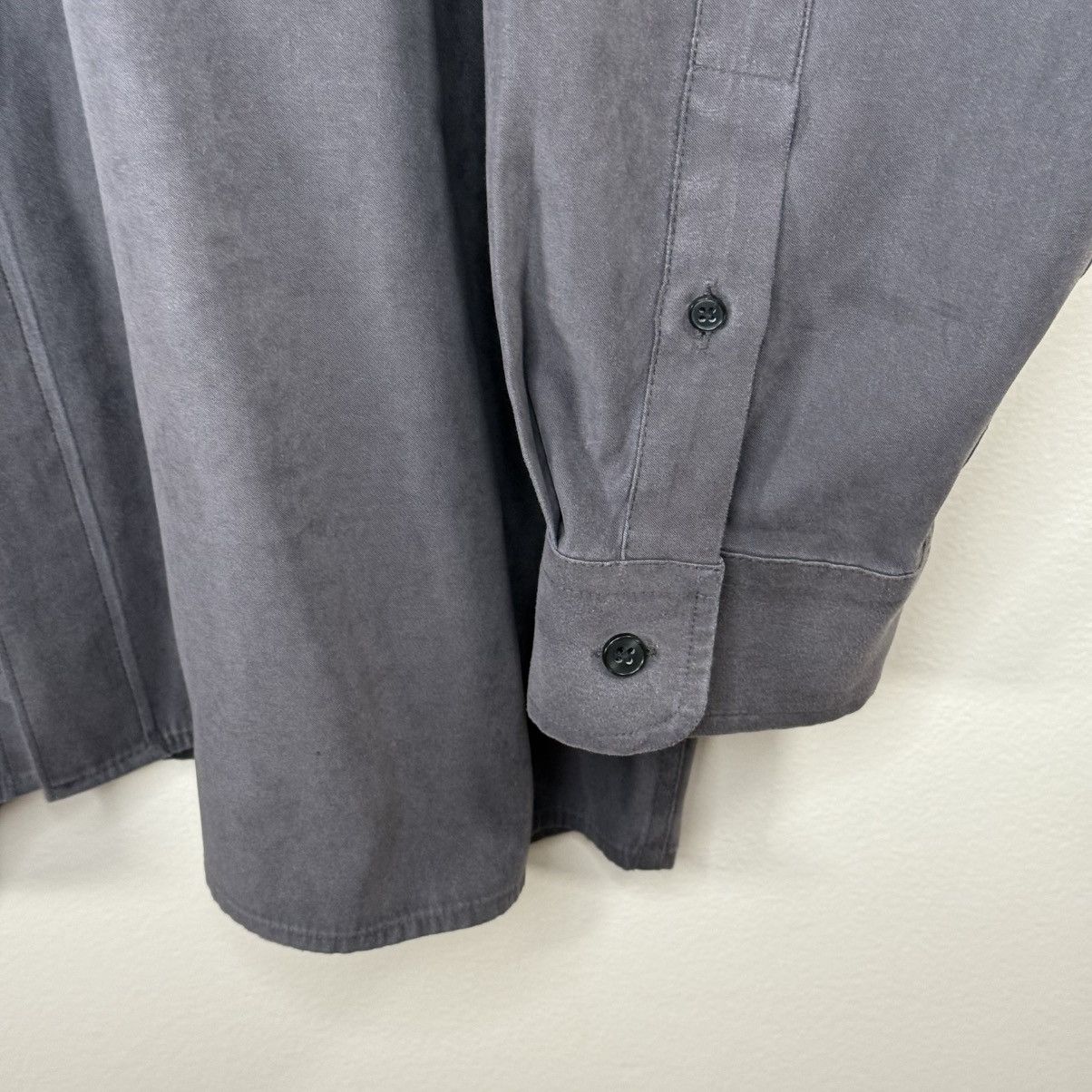 Baldinini × Vintage Vintage 90’s Brandini Men’s XL Button-Up Shirt - Silky Suede Size US XL / EU 56 / 4 - 3 Thumbnail