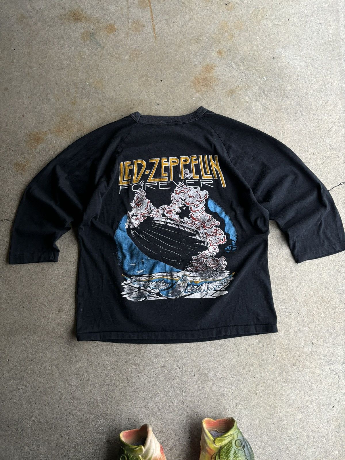 Band Tees Crazy 70s Led Zeppelin Paper Thin Parking Boot Raglan Shirt Size US M / EU 48-50 / 2 - 2 Thumbnail