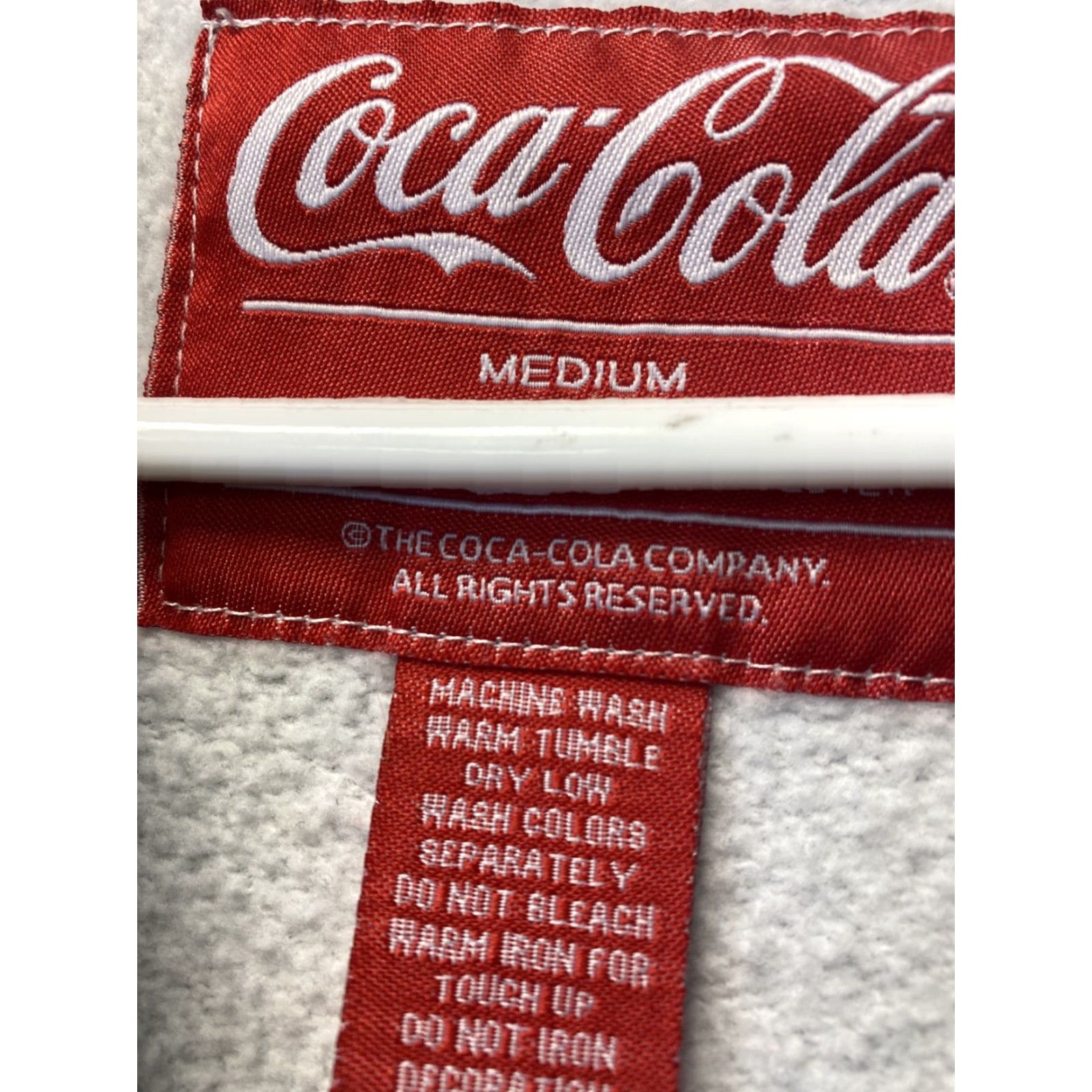 Vintage VINTAGE Coca-Cola Mens Crewneck Sweatshirt Size Medium White Cotton Blend Pullover 80s 90s Size US M / EU 48-50 / 2 - 5 Thumbnail