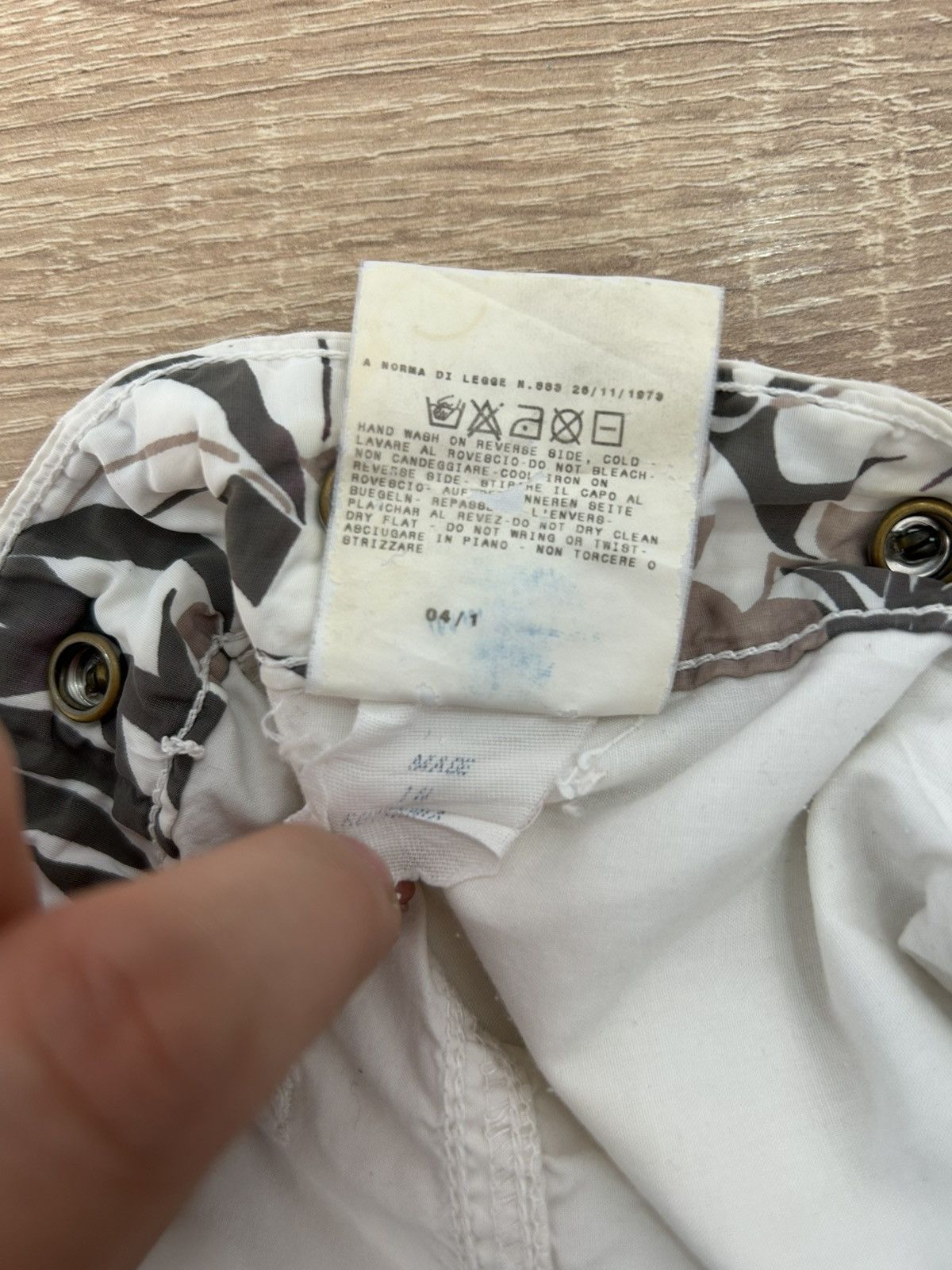Dolce & Gabbana Vintage Dolce Gabbana Bermuda White Shorts Size US 34 / EU 50 - 9 Thumbnail