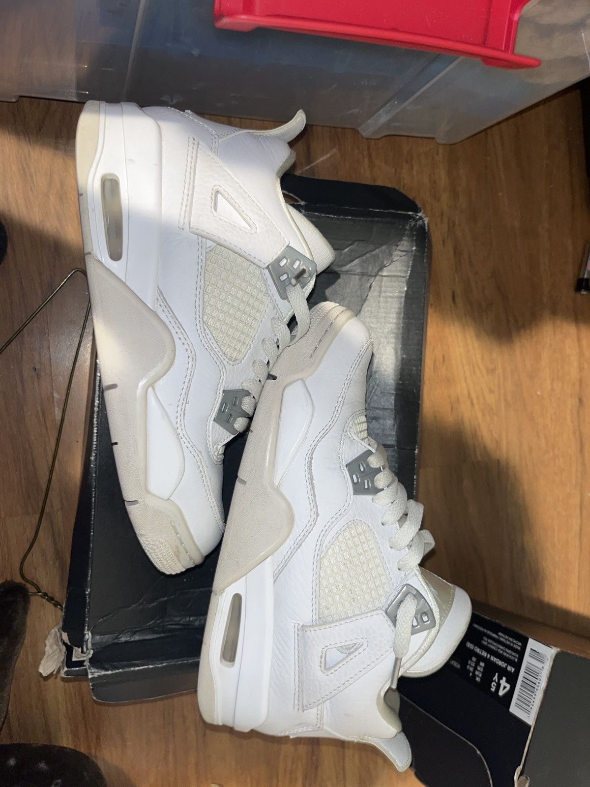 Jordan Brand Pure money Jordan 4 Size US 6.5 / IT 36.5 - 2 Thumbnail