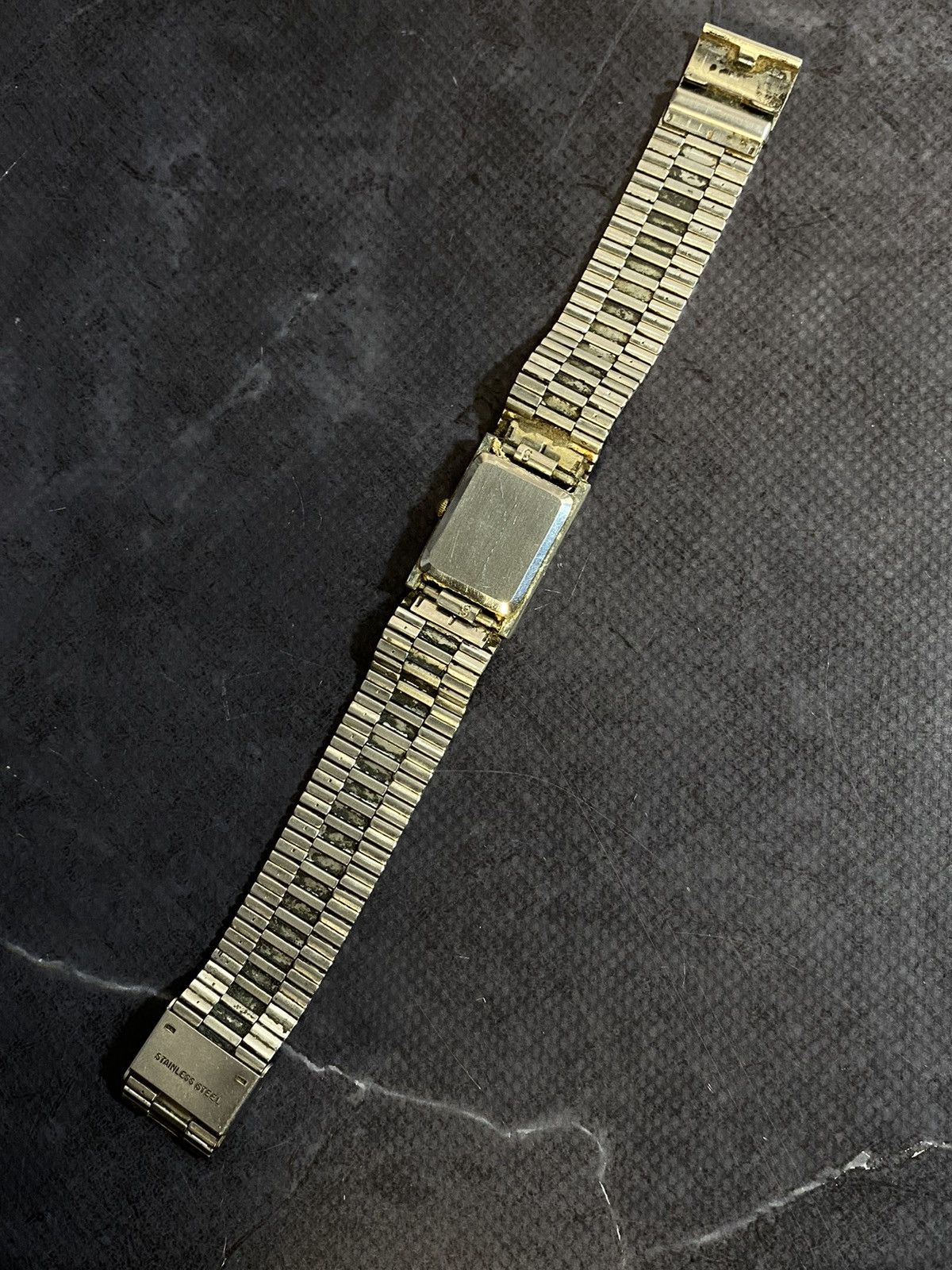 Vintage Unique Quartz Watch with Pattern Japanese Brand Size ONE SIZE - 7 Thumbnail