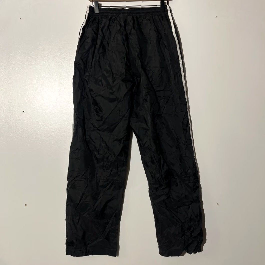 Adidas VINTAGE Adidas Mens Track Pants Nylon Three Stripe Pirates Logo Black M71 Large M/L Size US 33 - 4 Thumbnail