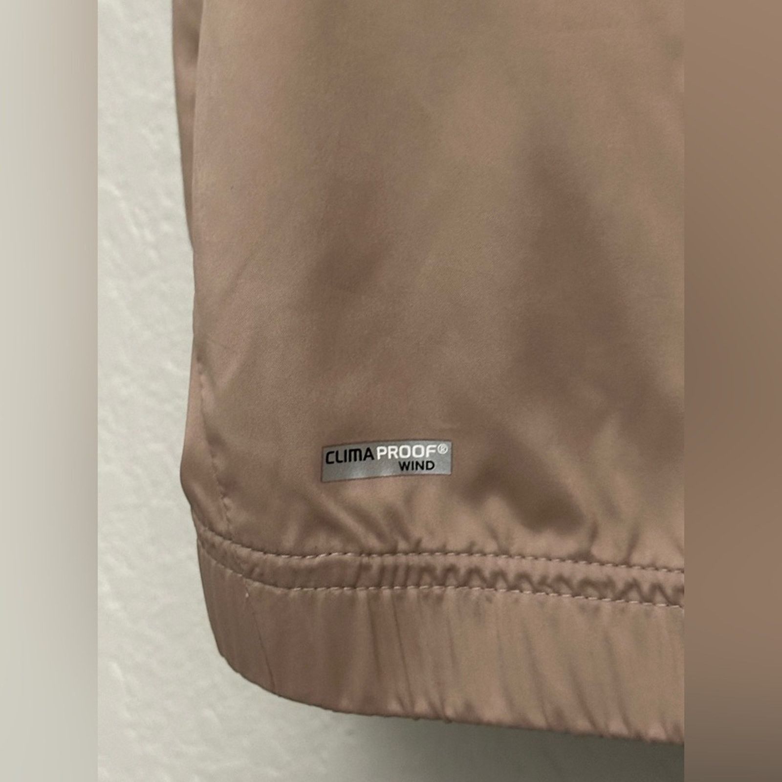 Adidas Adidas Pullover 1/4 Zip Windbreaker ClimaProof TanMen Medium Size US M / EU 48-50 / 2 - 8 Thumbnail