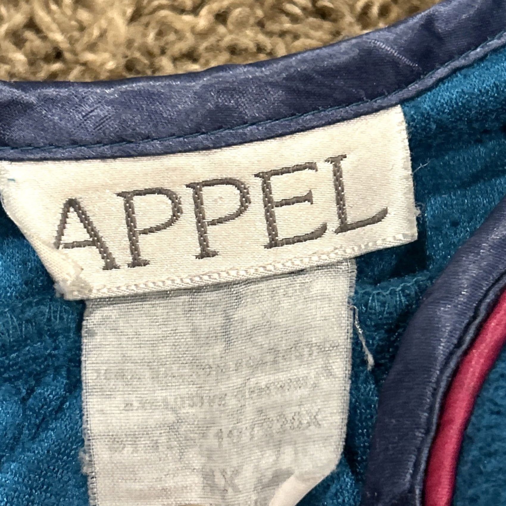 Altea VINTAGE Appel Maxi Robe House Coat Women's Teal Pockets Fleece Retro 3X Robe Women Teal Polyester Satin Trim Quilted Yoke 3X Size ONE SIZE - 2 Thumbnail