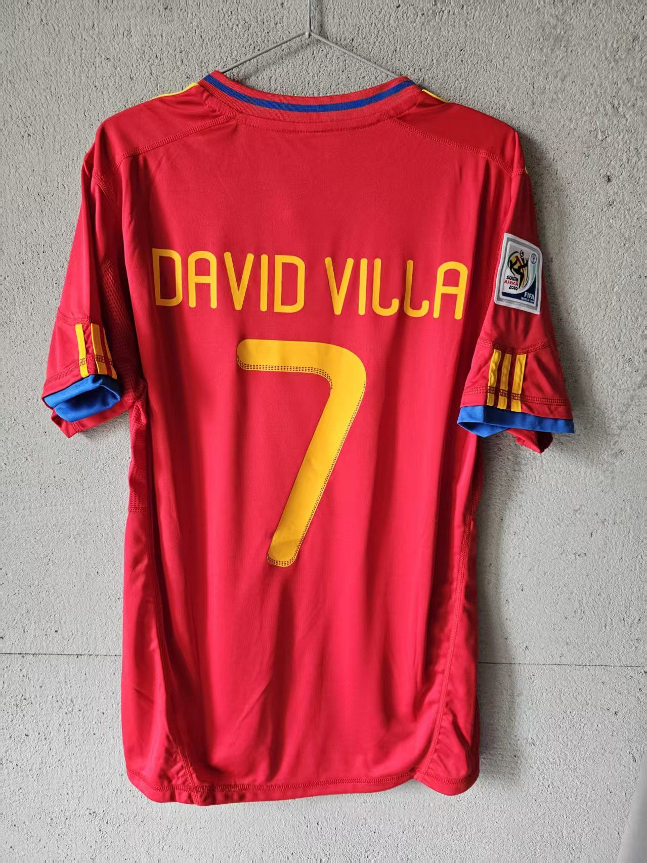 Other 2010 Spain 7 David Villa Jersey Home Size US XL / EU 56 / 4 - 2 Thumbnail