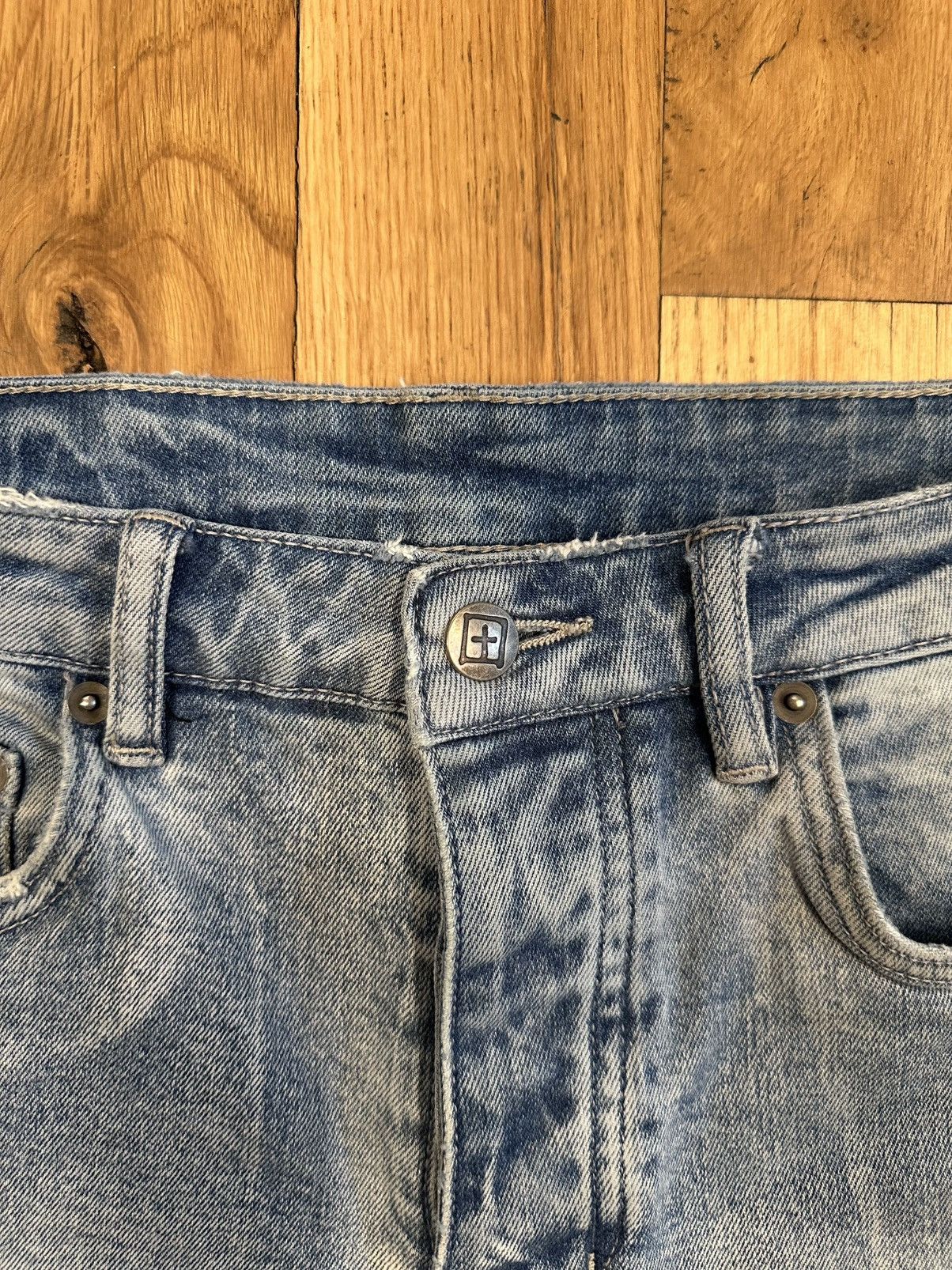 Ksubi Ksubi Knee Distress Blue Denim Jeans Size 31 Size US 31 - 3 Thumbnail