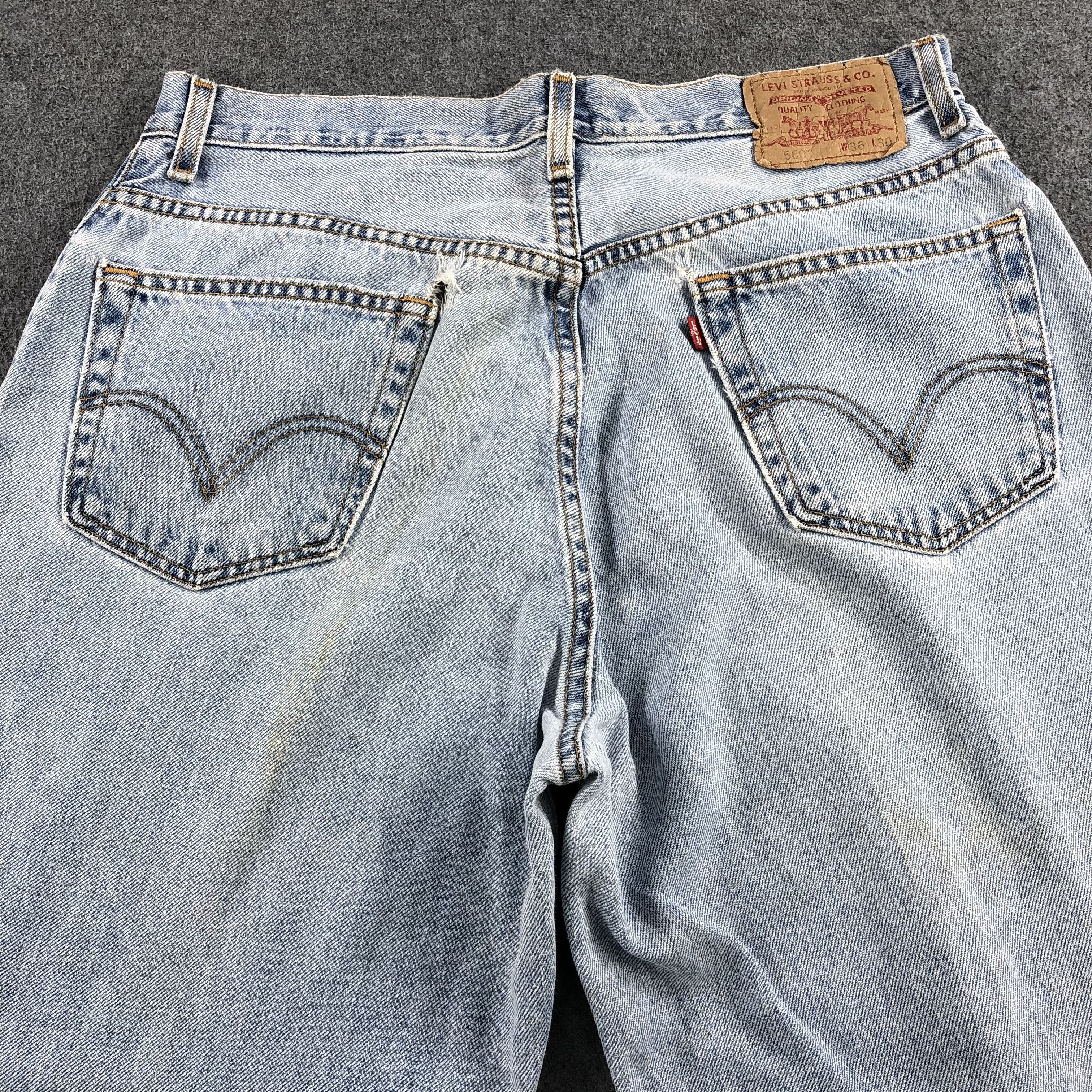 Levi's Vintage Light Wash Levis 560 Jeans-J1871 Size US 35 - 4 Thumbnail
