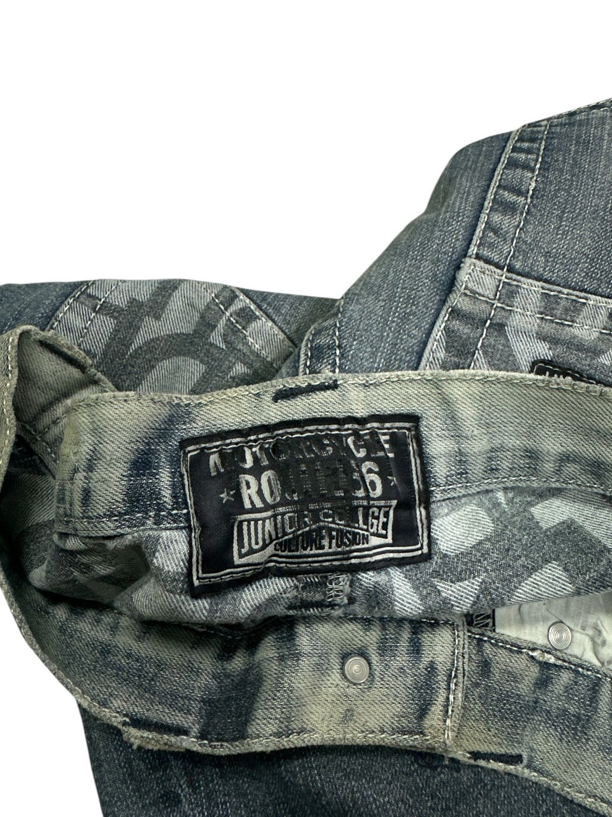Japanese Brand Vintage Denim Distress Pocket twist leg motorcyle round66. Size US 30 / EU 46 - 8 Thumbnail
