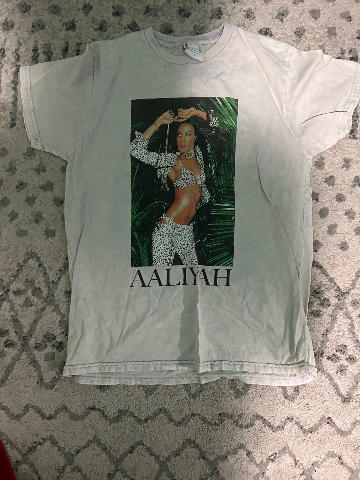 Pacsun Aaliyah graphic Size US S / EU 44-46 / 1 - 1 Preview