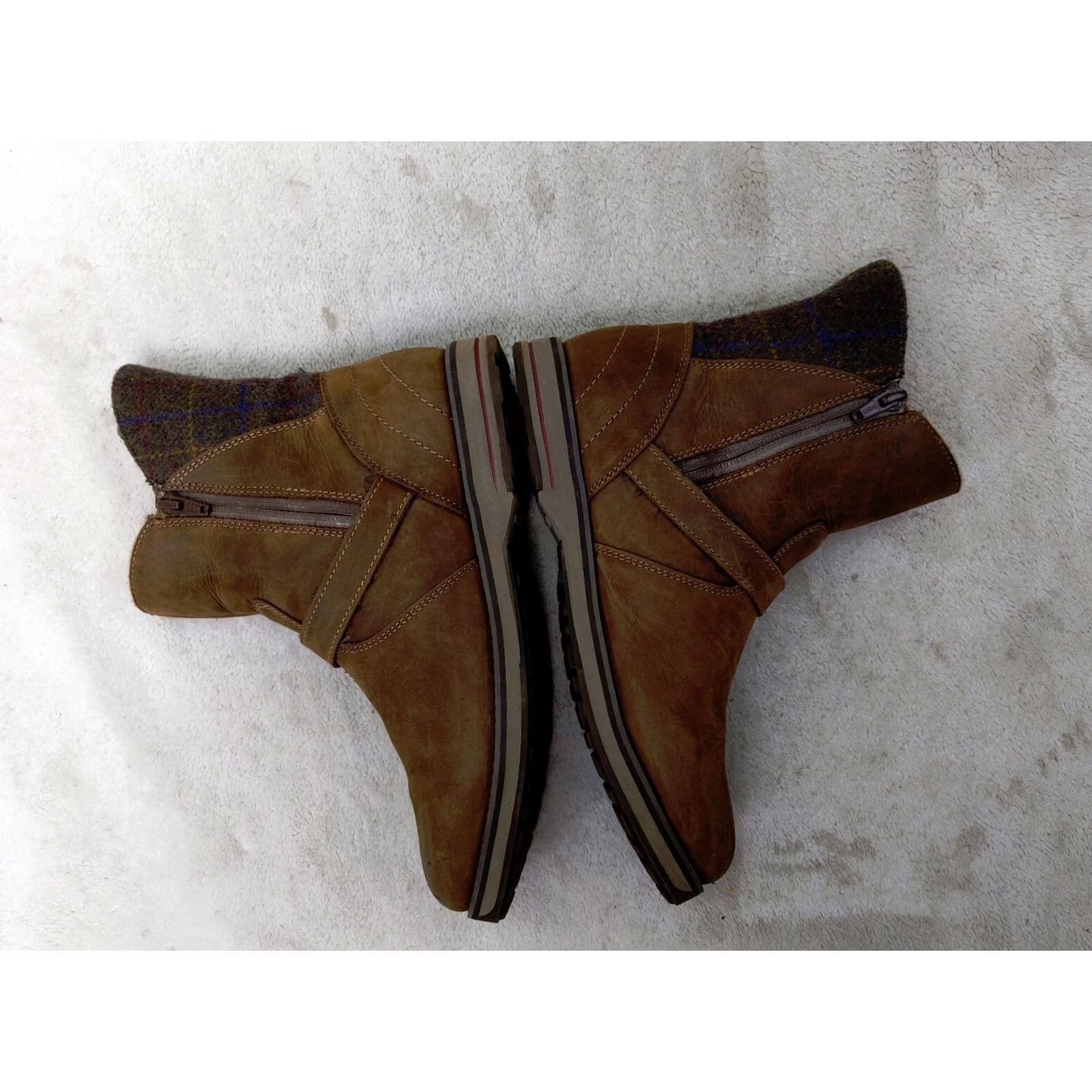 Vintage LL Bean Boots Womens 7.5 Brown Leather Tweed Plaid Ankle Buckle Zip up 501865 Size US 8 / IT 38 - 7 Thumbnail