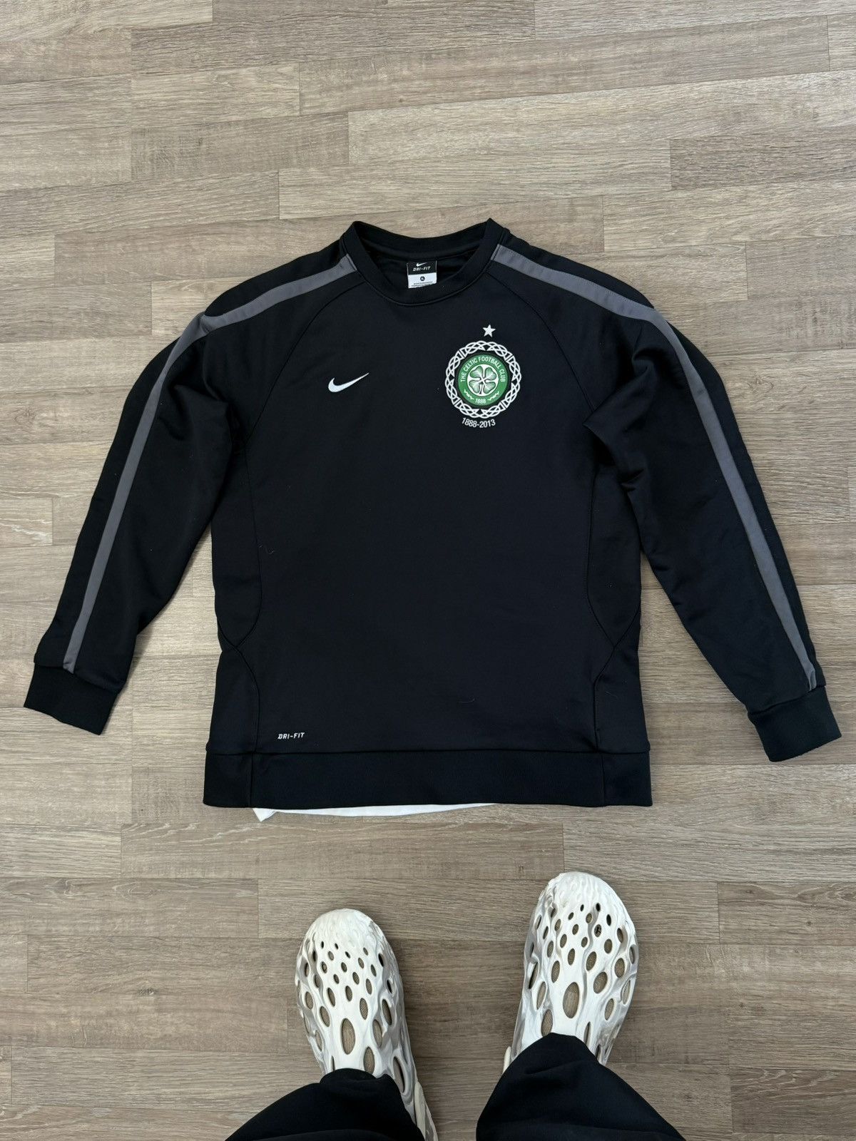 Nike Vintage Nike Celtic Y2k Blokecore Football Soccer Sweatshirt Size US S / EU 44-46 / 1 - 4 Thumbnail