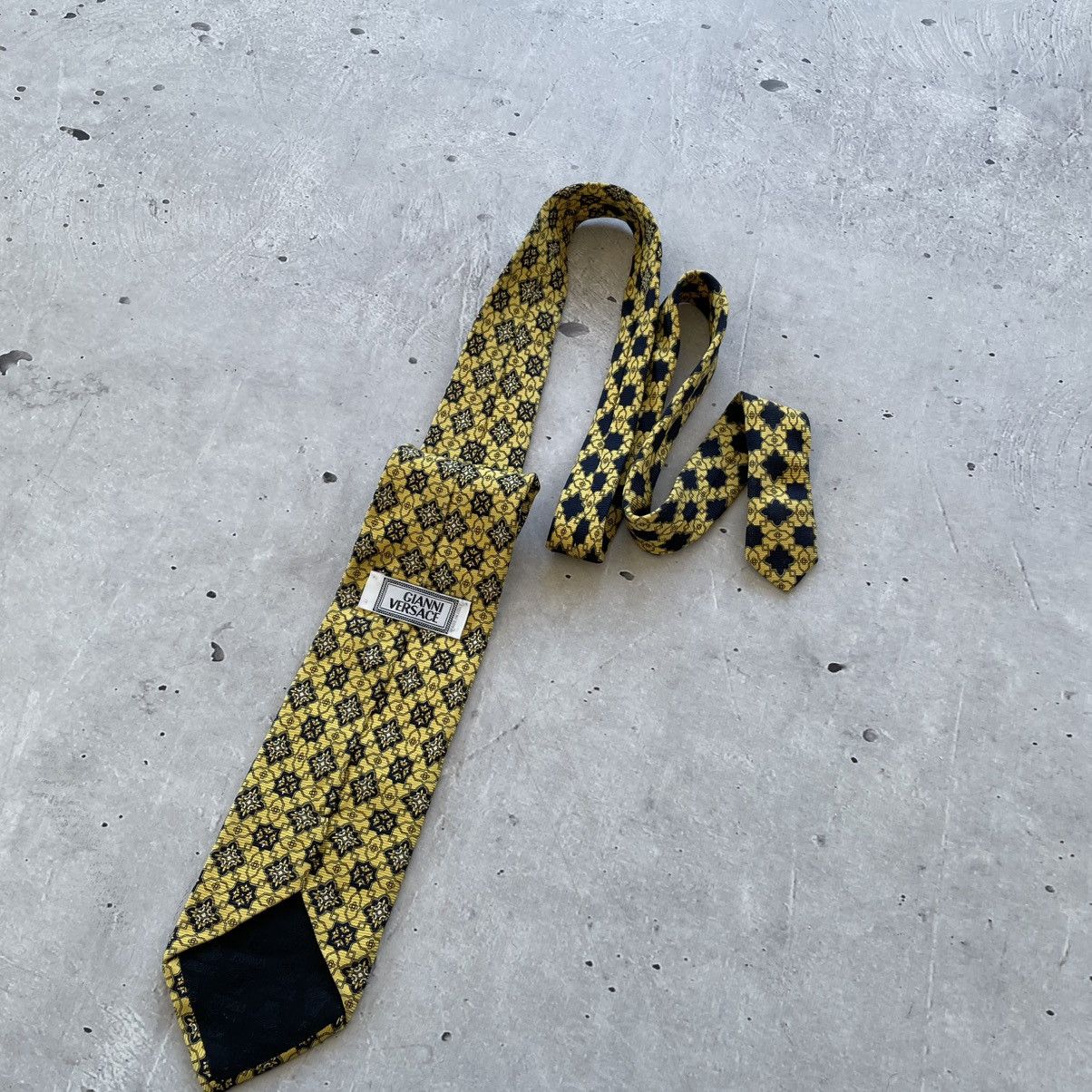 Designer × Versace Vintage Gianni Versace Monogram Silk Tie Size ONE SIZE - 4 Thumbnail