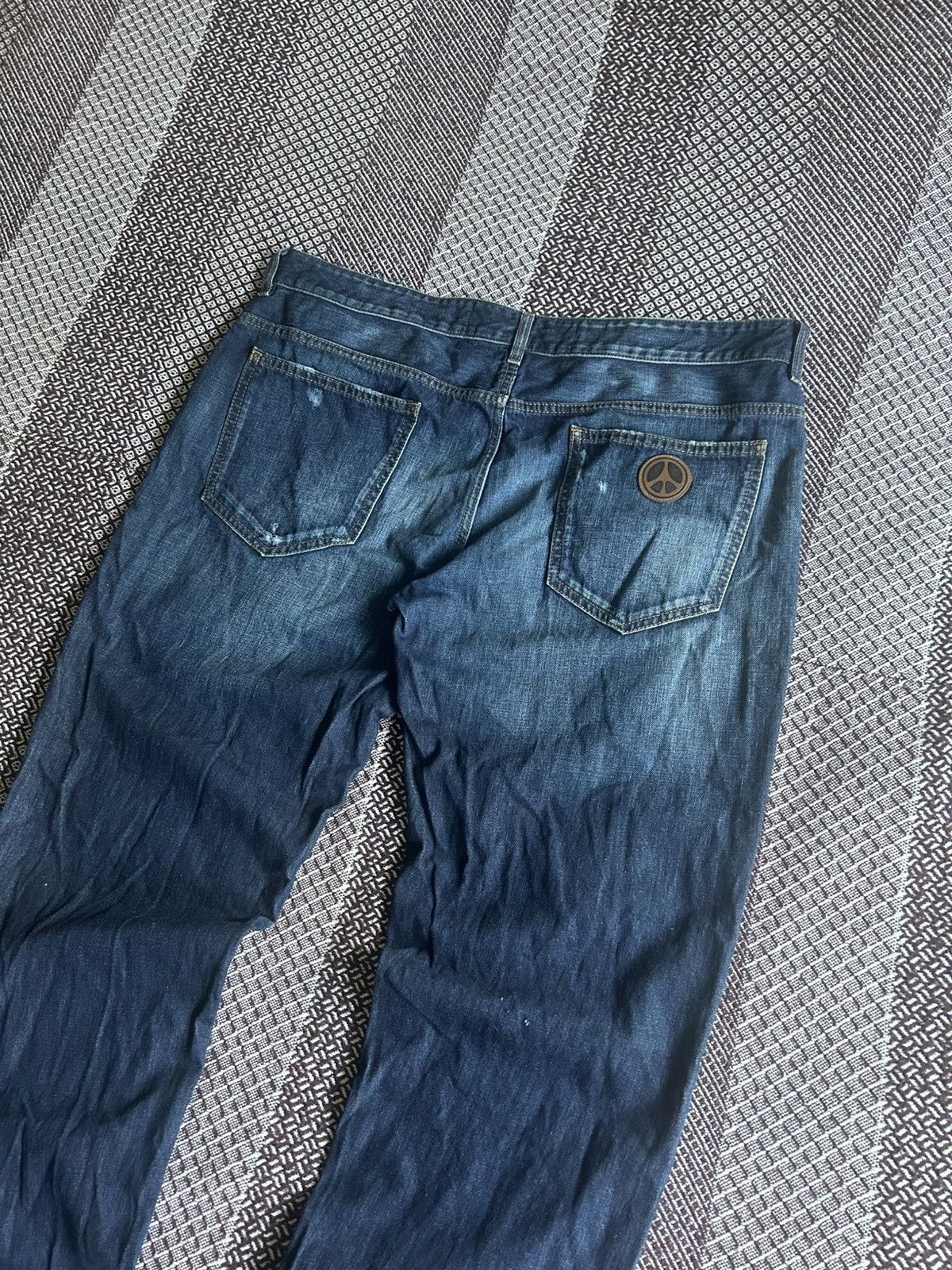 Moschino Vintage Love Moschino Denim Jeans Distressed Luxury Size 38 Size US 38 / EU 54 - 4 Thumbnail