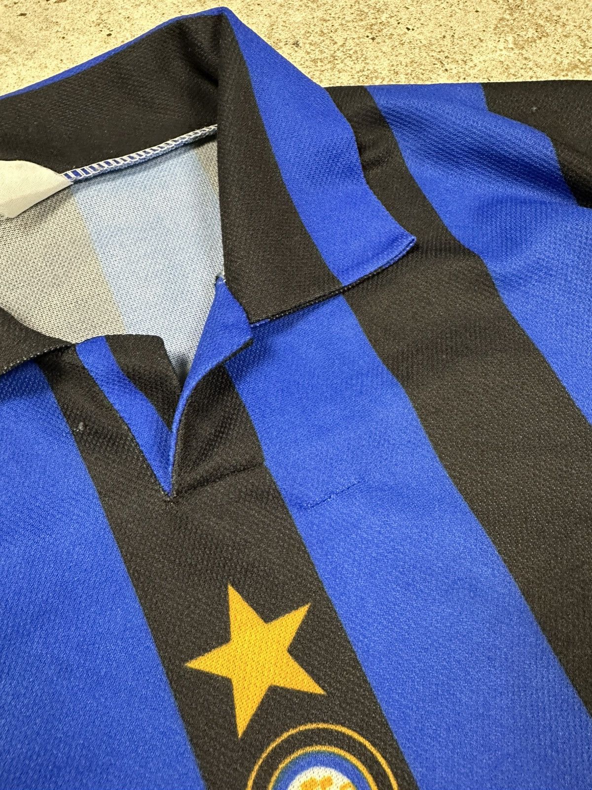 Other Vintage 90s Inter Milan Ronaldo Nazario Home Jersey Size US L / EU 52-54 / 3 - 5 Thumbnail