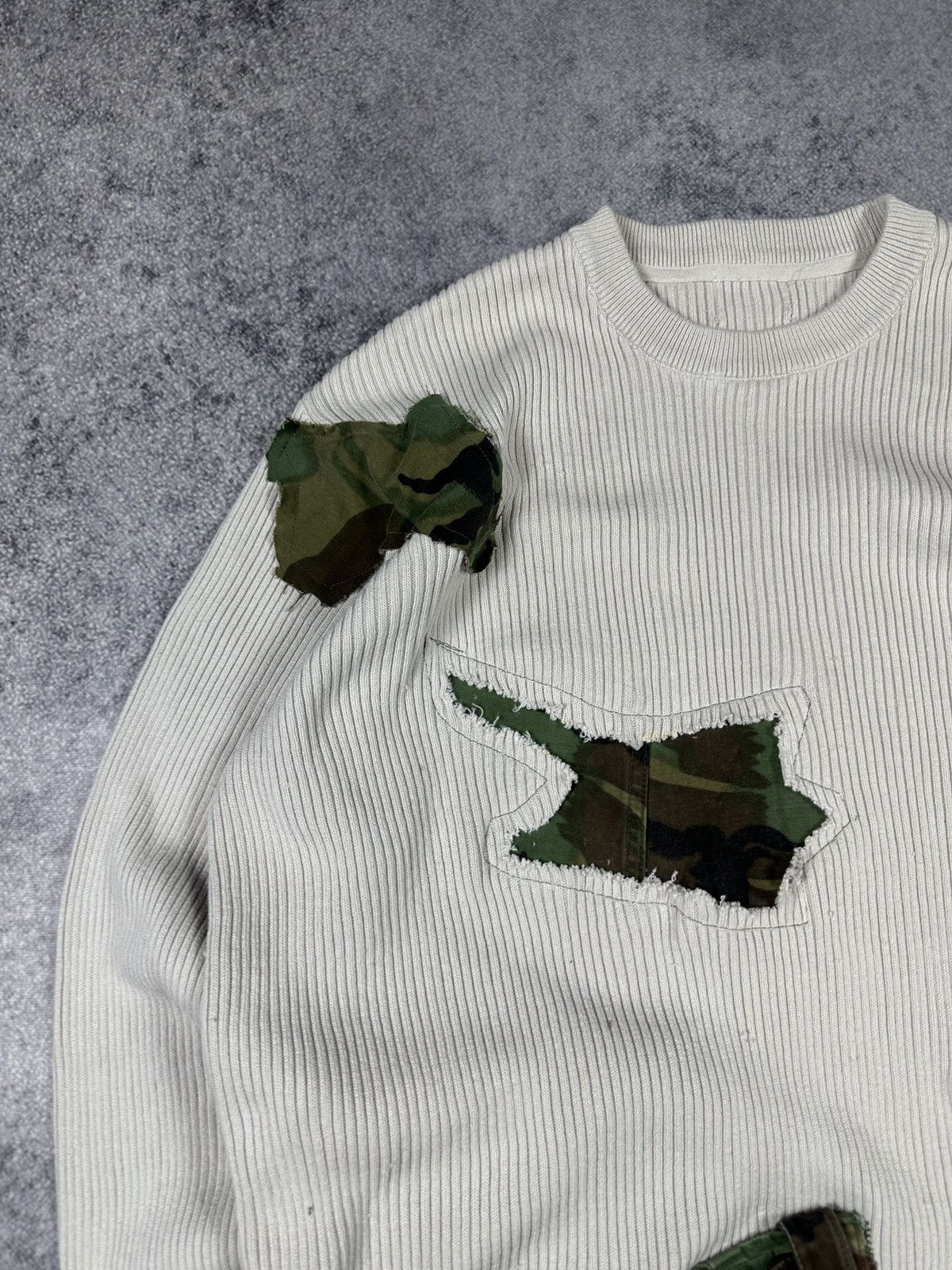 Vintage Y2K Vintage Sweater Camo Custom Avant Garde Alt Usa M Rare Size US M / EU 48-50 / 2 - 3 Thumbnail