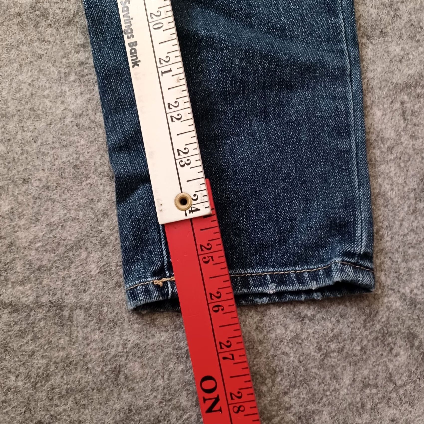 Abercrombie & Fitch Abercrombie & Fitch Jeans Women 2 26 Blue Distressed Medium Wash 31x26 Classic Tapered Jeans Womens Jeans Size 26" / US 2 / IT 38 - 5 Thumbnail
