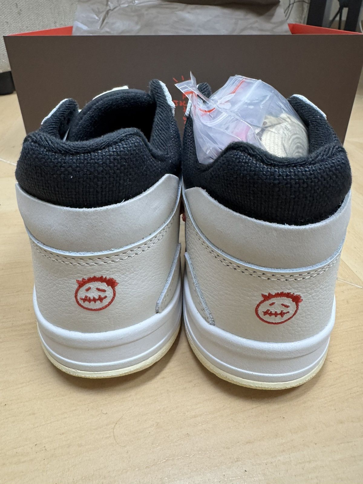 Jordan Brand × Nike × Travis Scott Air jordan travis scott jumpman jack Size US 8 / EU 41 - 6 Thumbnail