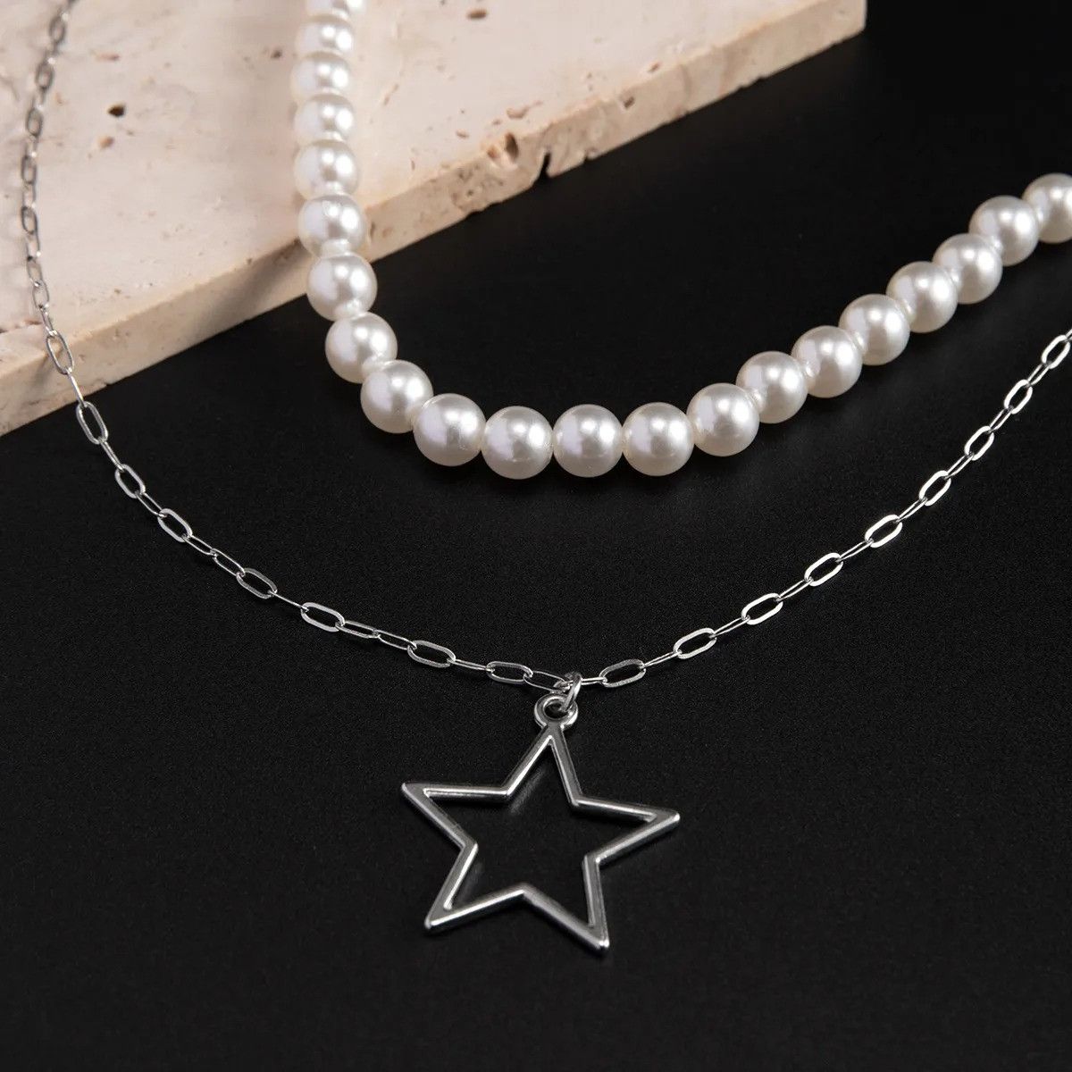 Vintage Luxury Star Pearl Necklace Size ONE SIZE - 4 Thumbnail