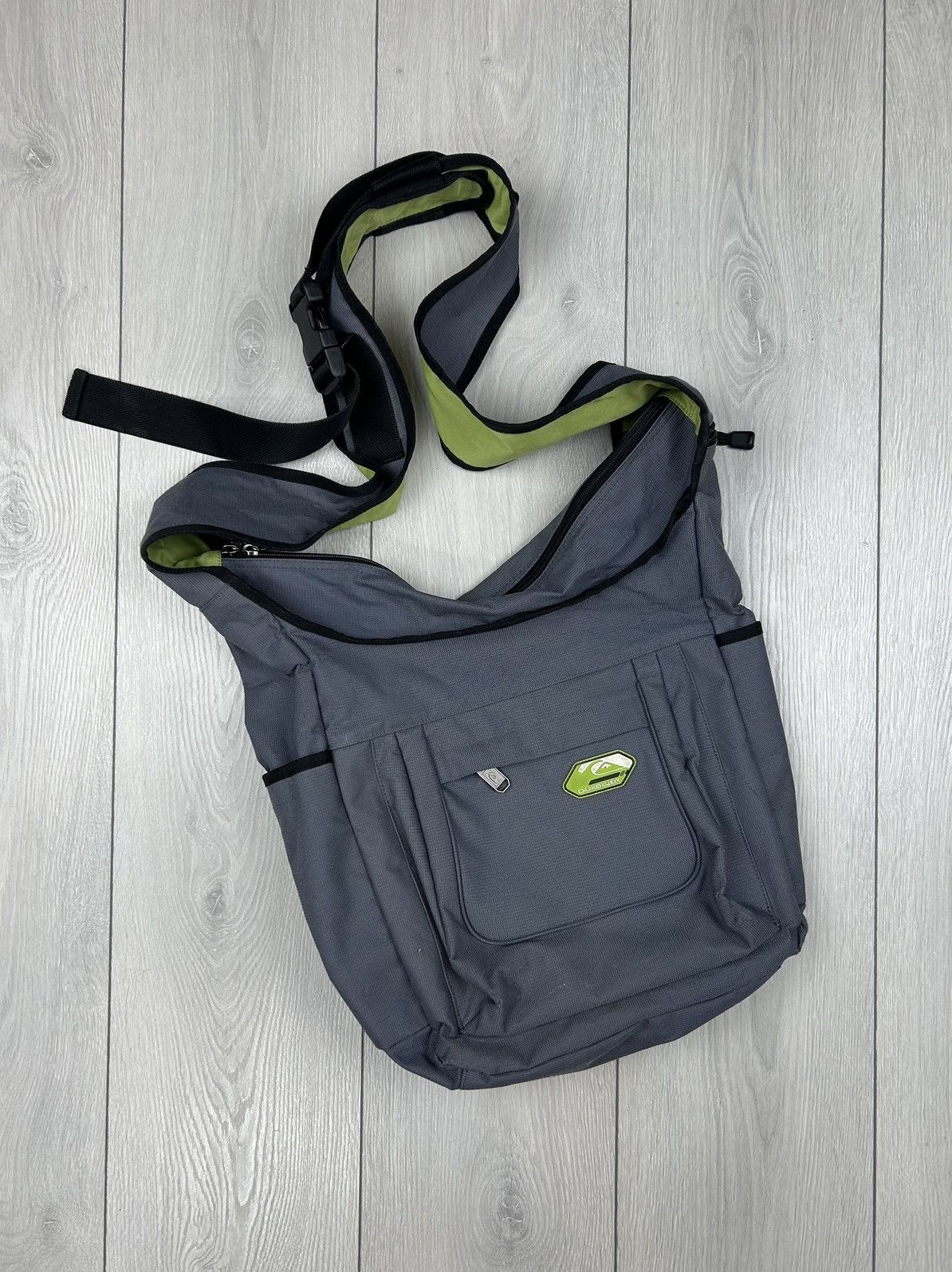 Quiksilver Vintage Shoulder Bag in Grey, Men's
