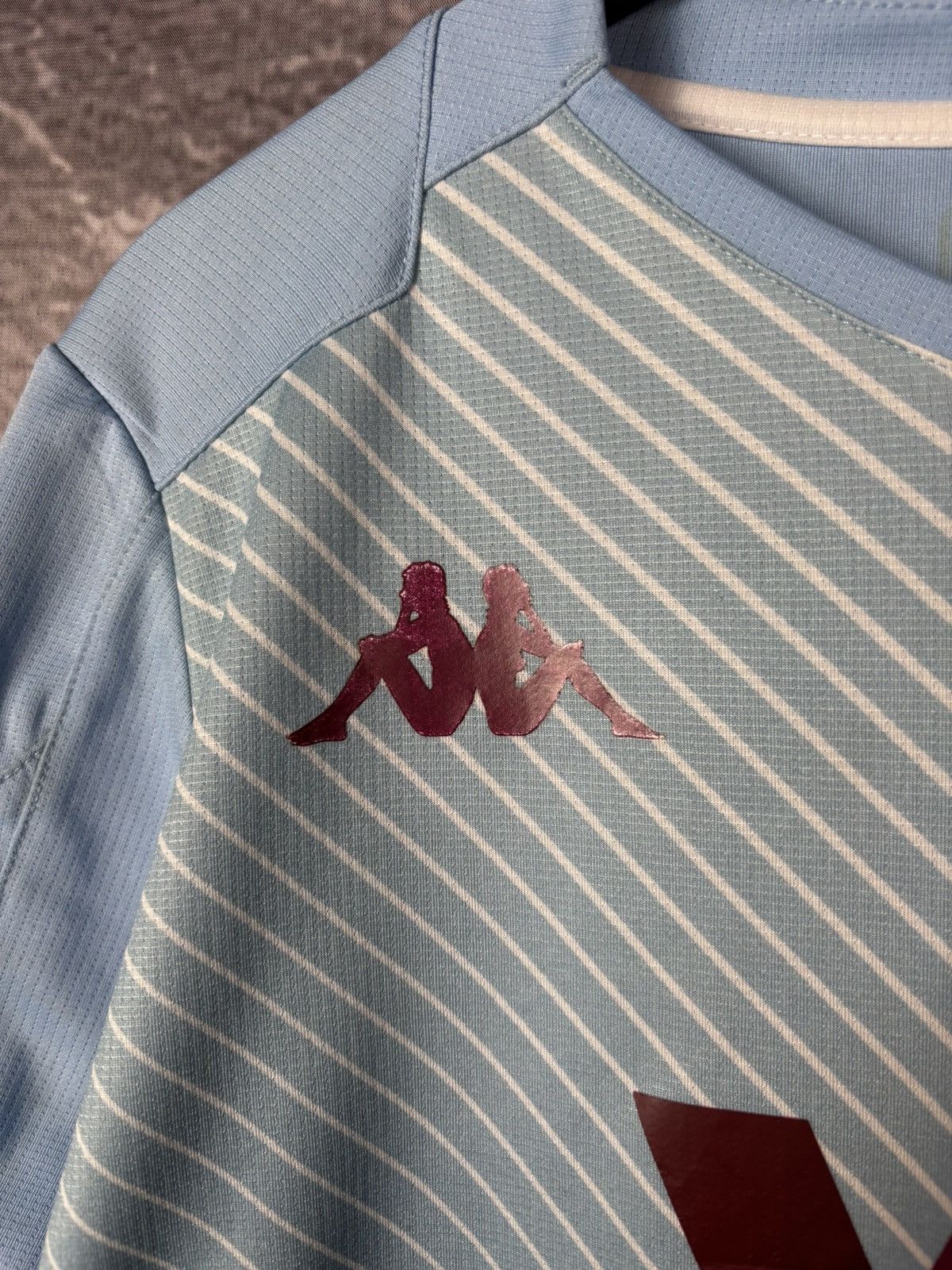 Kappa Aston Villa Kappa 2019/20 Pro Away Soccer Jersey Shirt Size US M / EU 48-50 / 2 - 4 Thumbnail