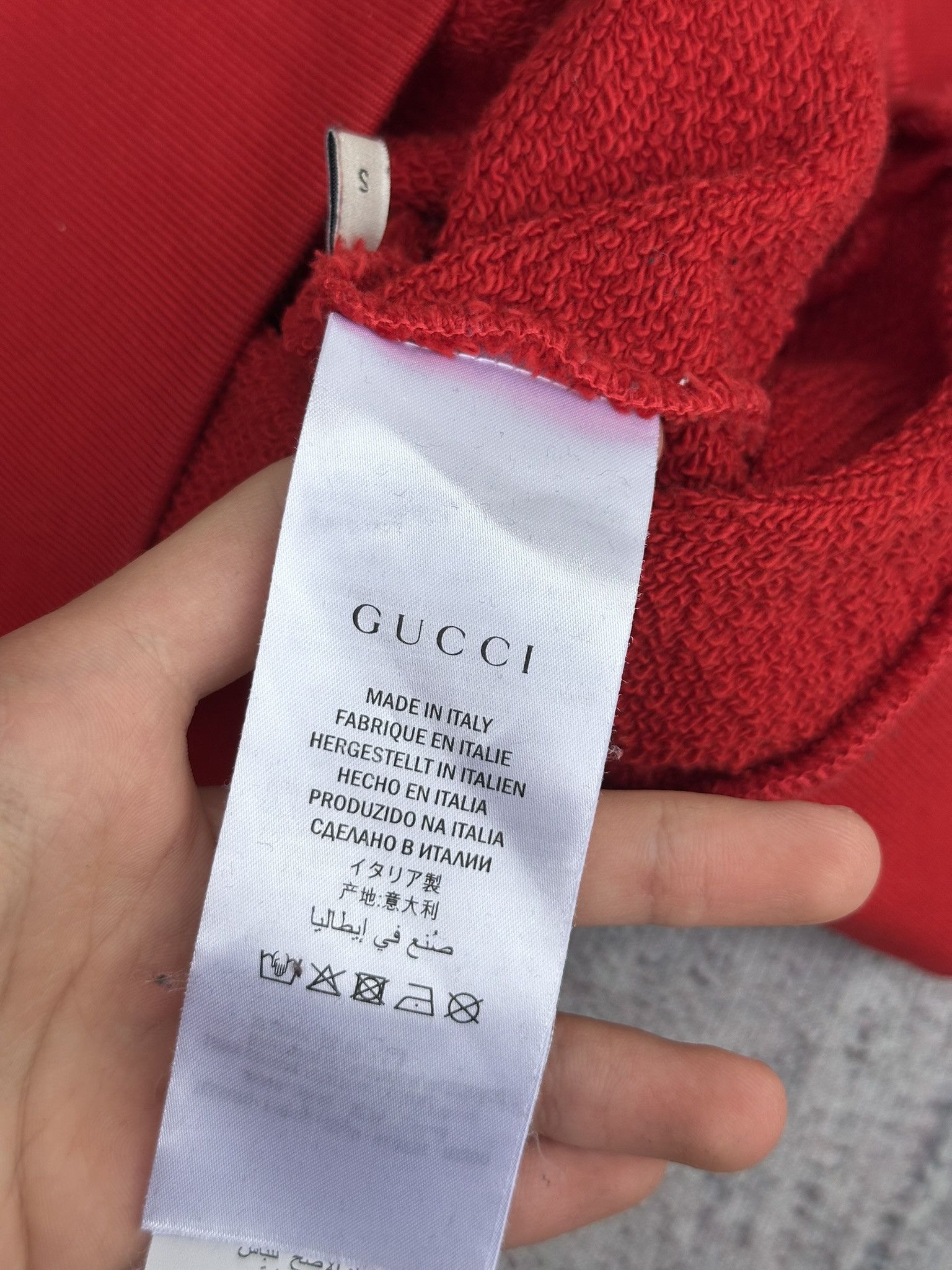 Gucci Gucci Sweatshirt Distressed Logo Print Red and Blue Crewneck Size US S / EU 44-46 / 1 - 11 Thumbnail