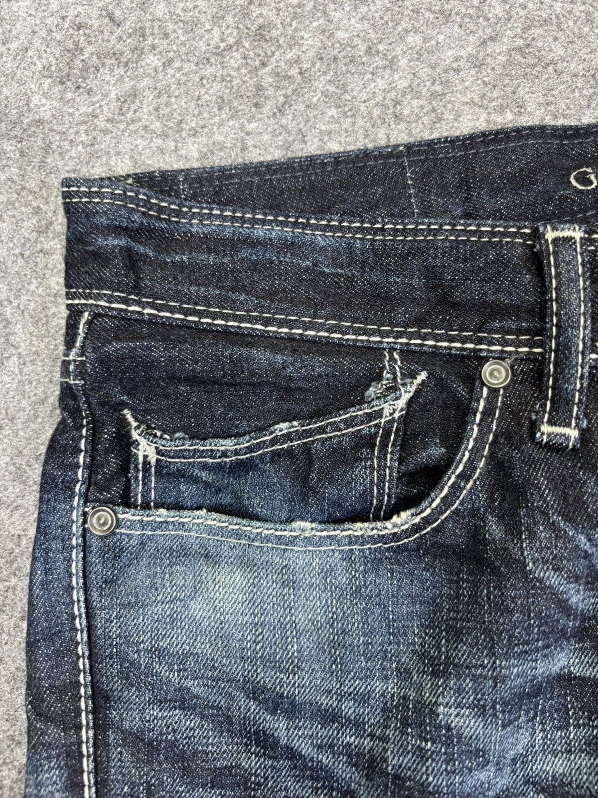 GOSTAR DE FUGA 💥Very Rare💥Archival Fuga Heavy Art Distressed Denim K7 Size US 30 / EU 46 - 9 Thumbnail