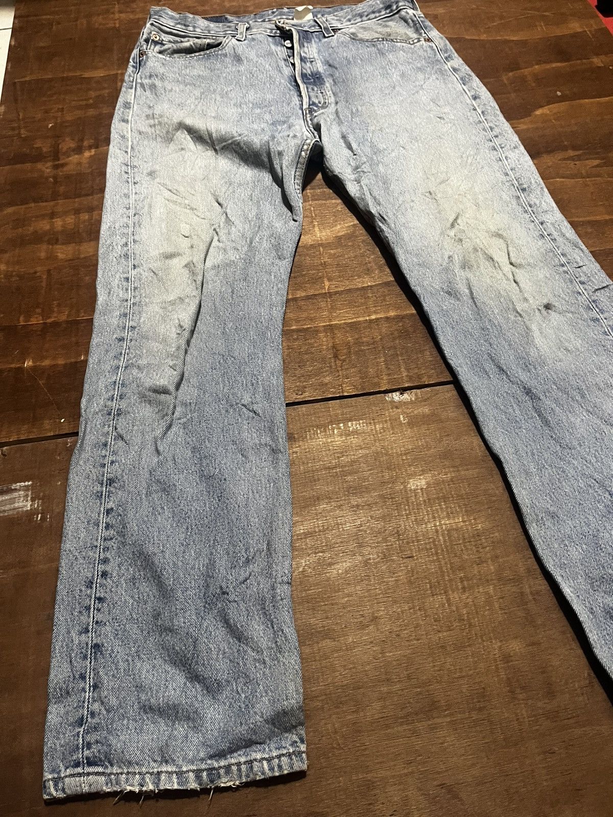Levi's Vintage Clothing Vintage Levis 501 distressed Size US 32 / EU 48 - 3 Thumbnail