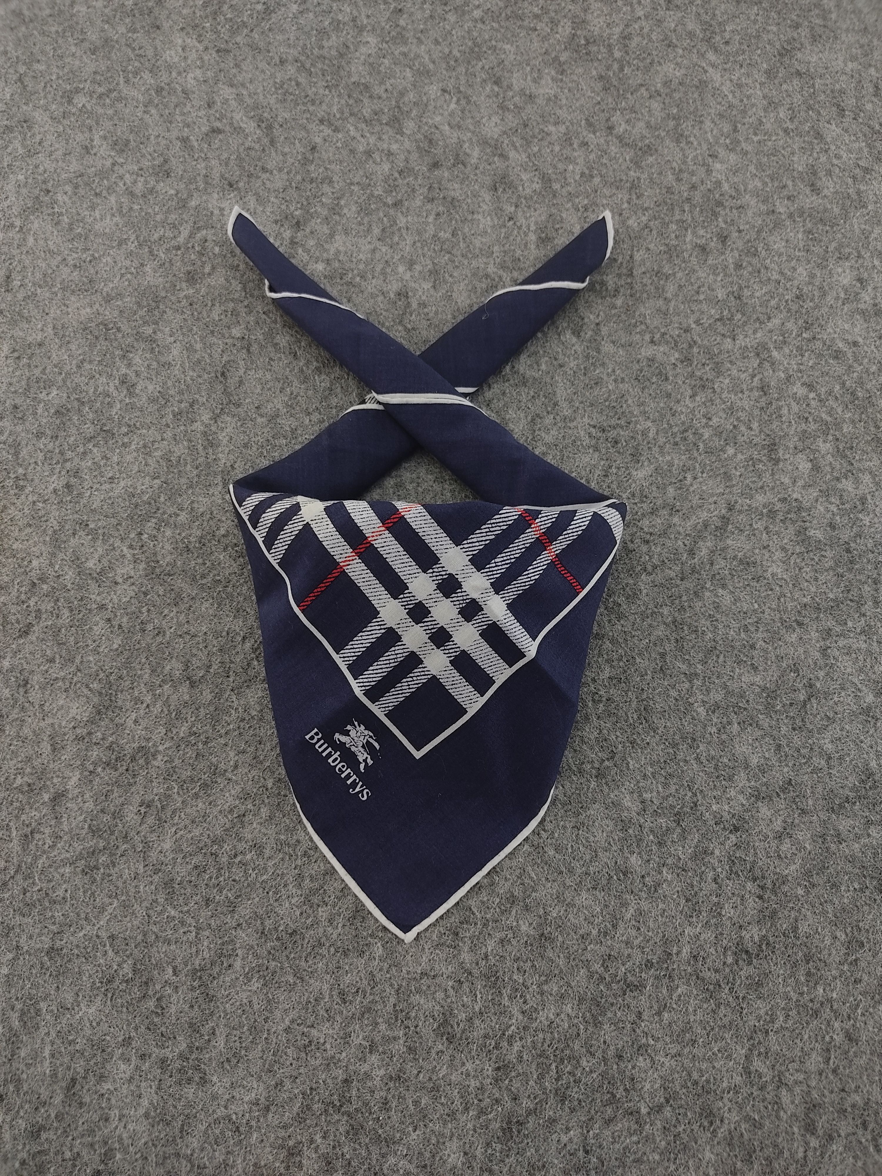 Burberry Vintage Burberry Handkerchief Neckerchief Bandana H063E Size ONE SIZE - 1 Thumbnail