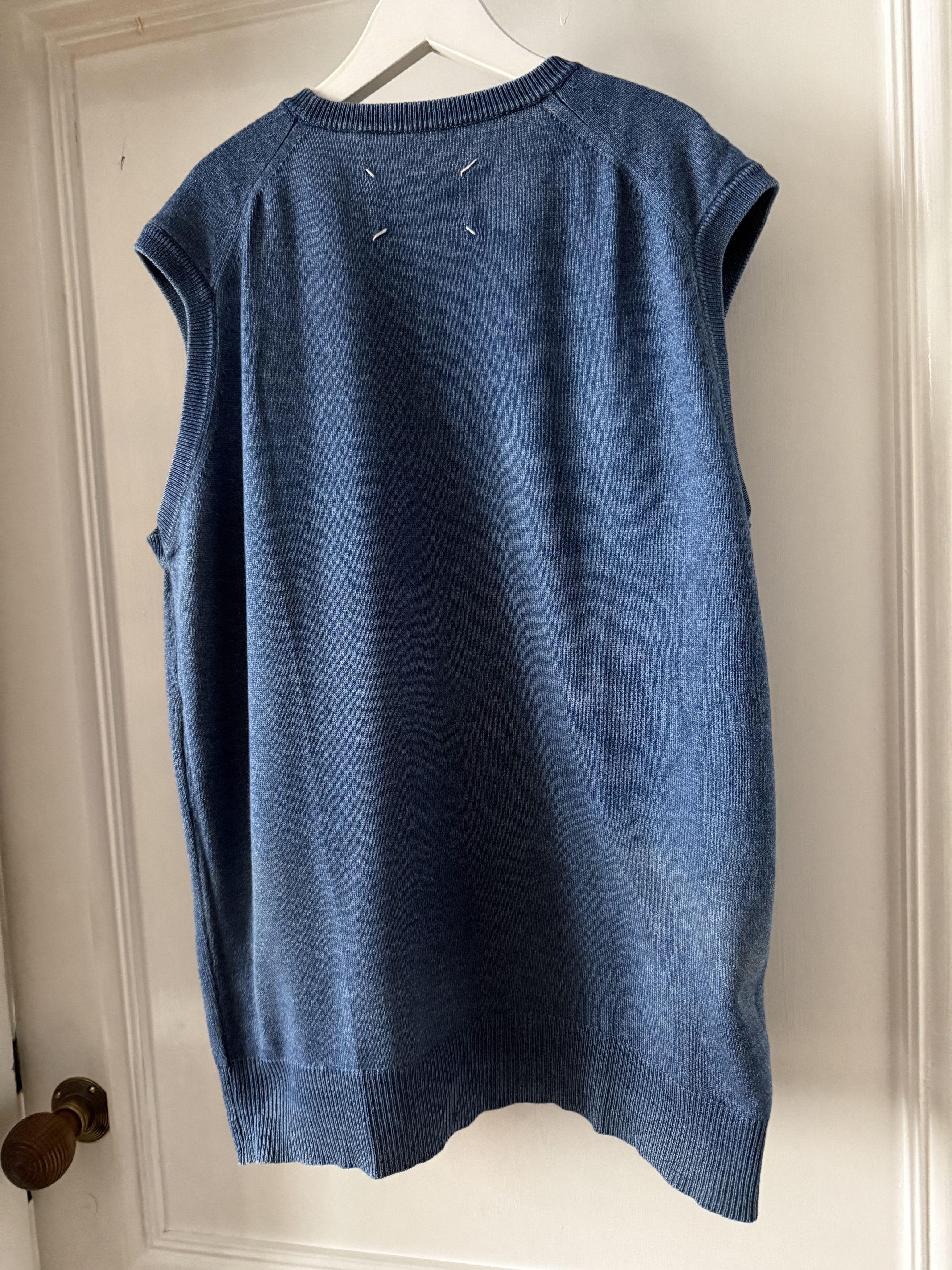 Maison Margiela VINTAGE MAISON MARTIN MARGIELA SWEATER IN SIZE M Size US M / EU 48-50 / 2 - 9 Thumbnail