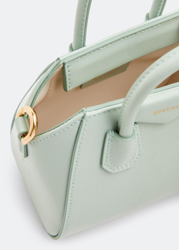 Givenchy o1srvl11e0824 Size: OS / Antigona Medium Bag in Light Green Size ONE SIZE - 4 Thumbnail
