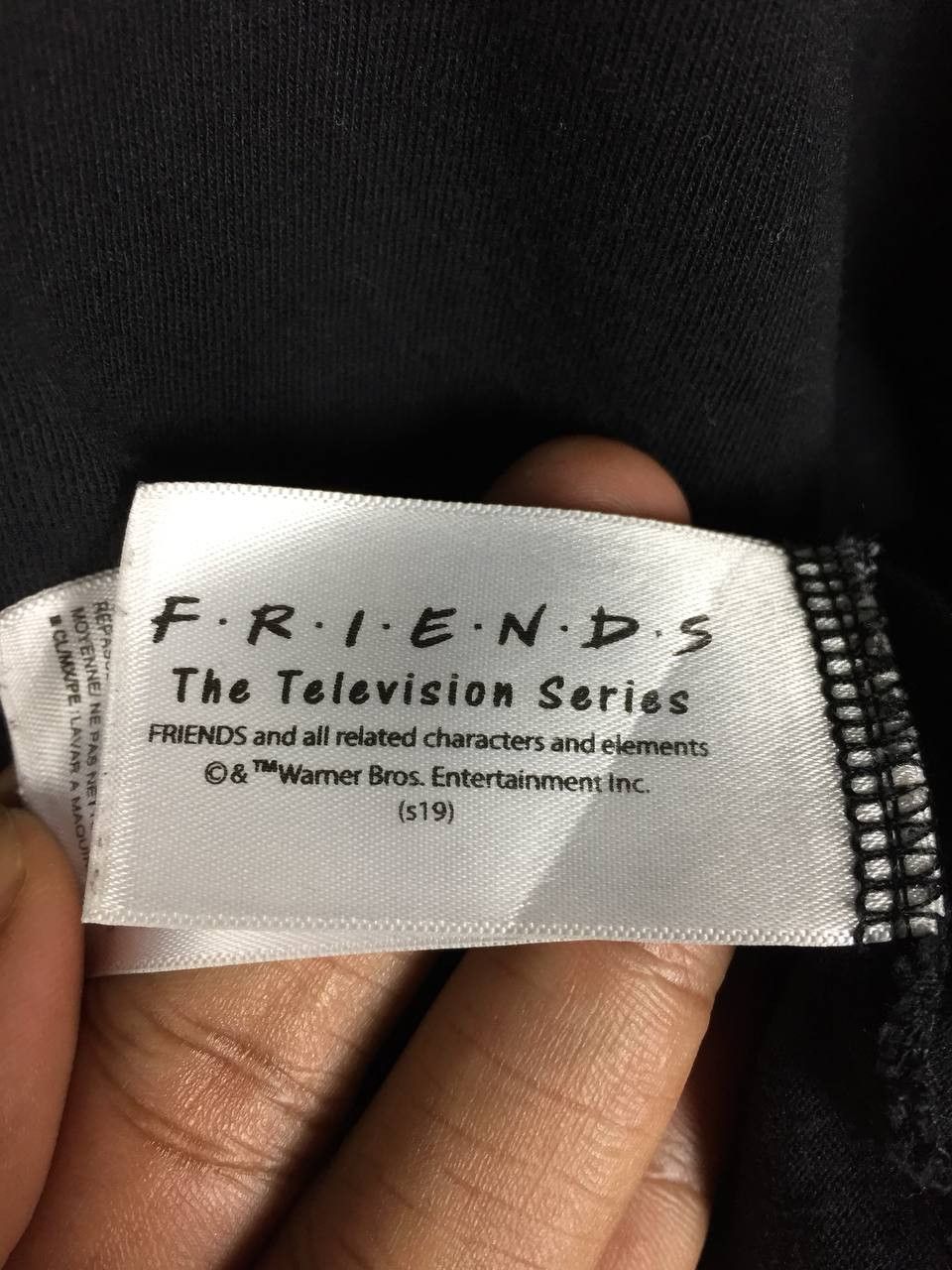 Old Navy × Vintage FRIENDS American Comedy Sitcom TV Series Tee Size US L / EU 52-54 / 3 - 7 Thumbnail